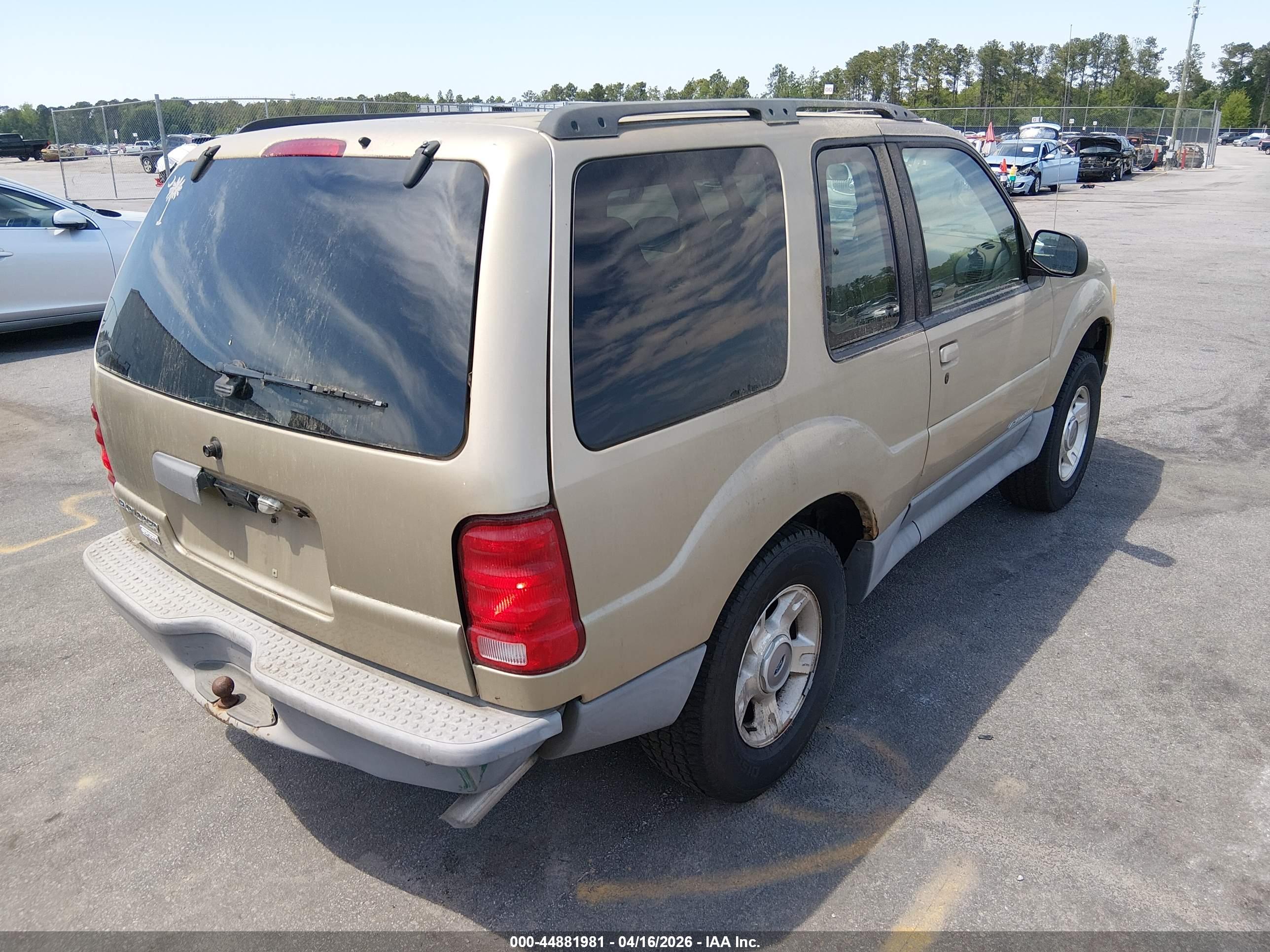 FORD EXPLORER image 4