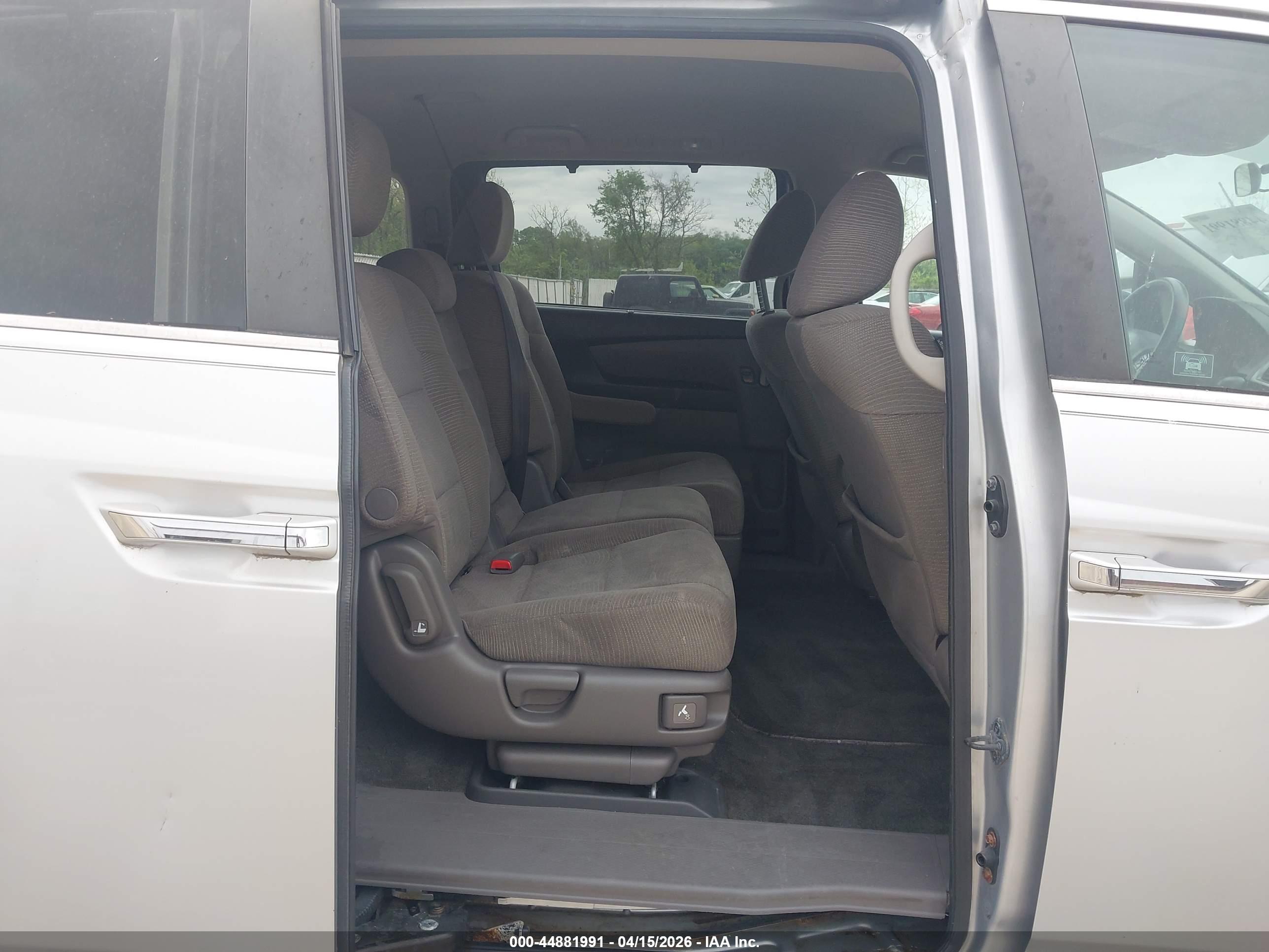 HONDA ODYSSEY image 8