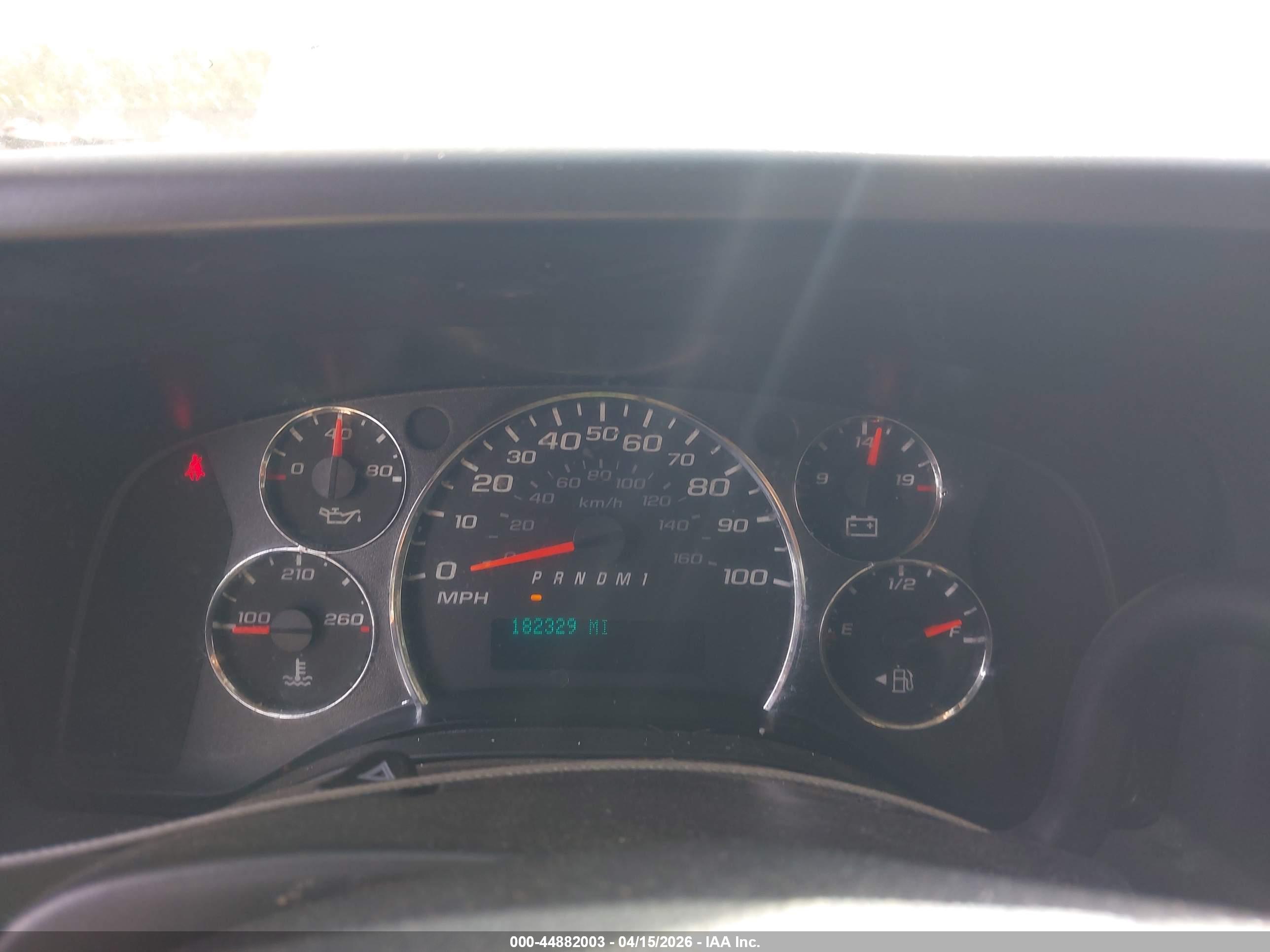 CHEVROLET EXPRESS image 7