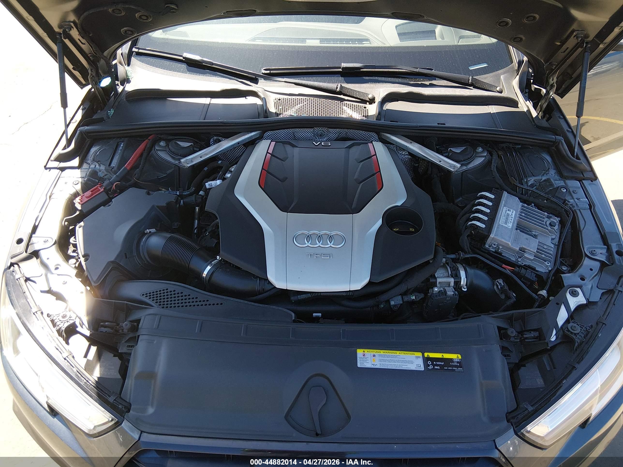 AUDI S4 image 10