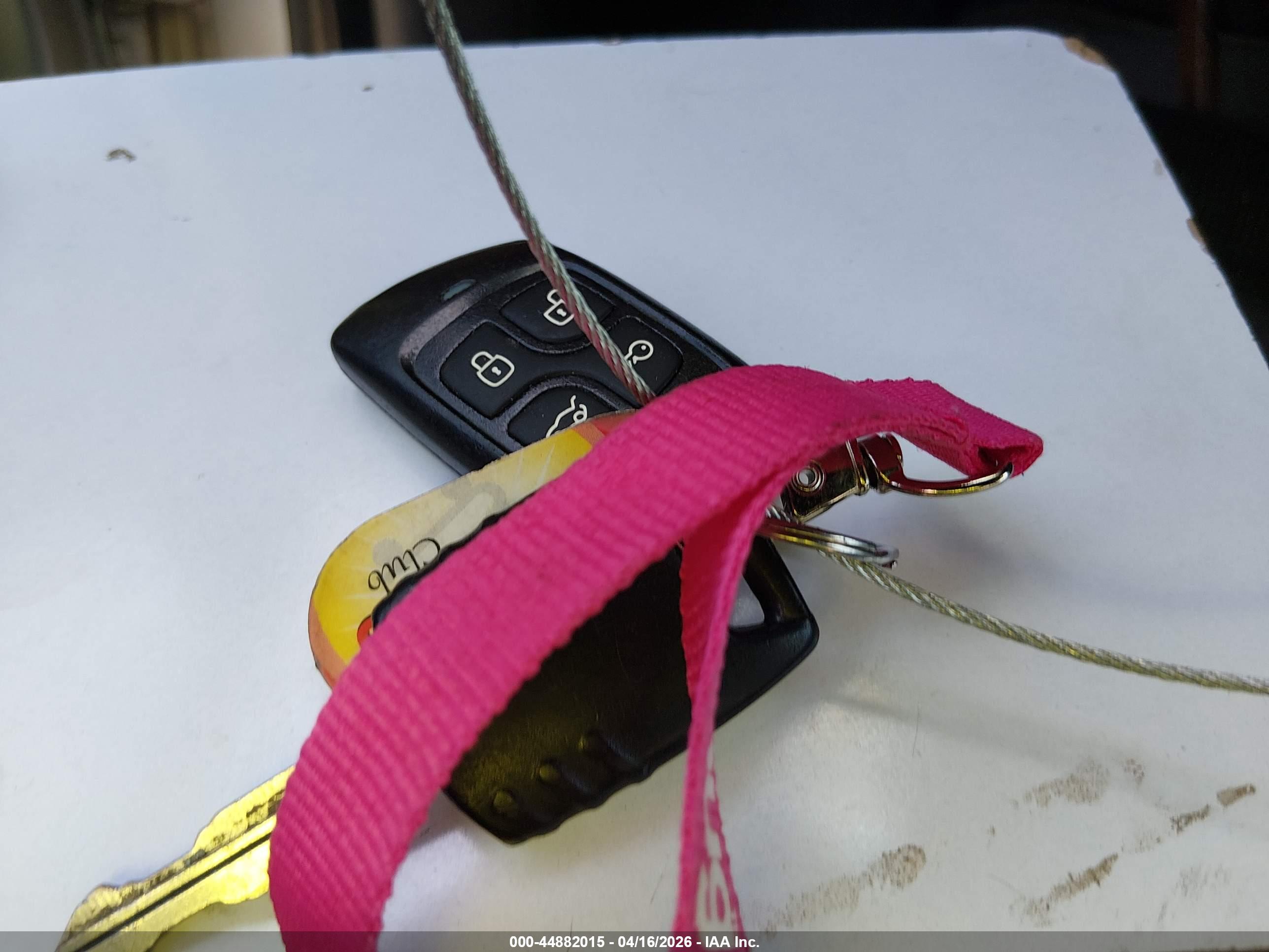MAZDA TRIBUTE image 11