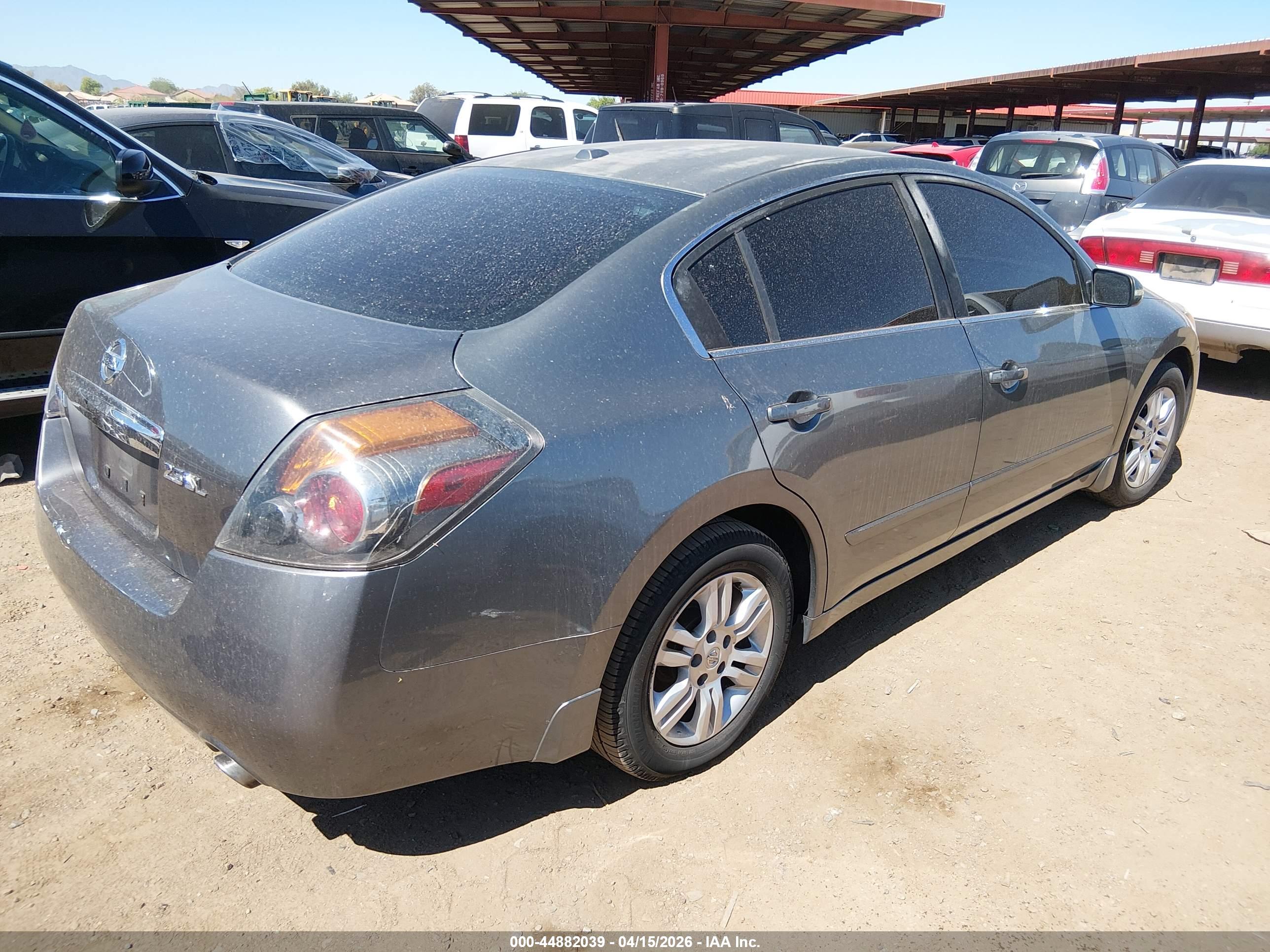 NISSAN ALTIMA image 4