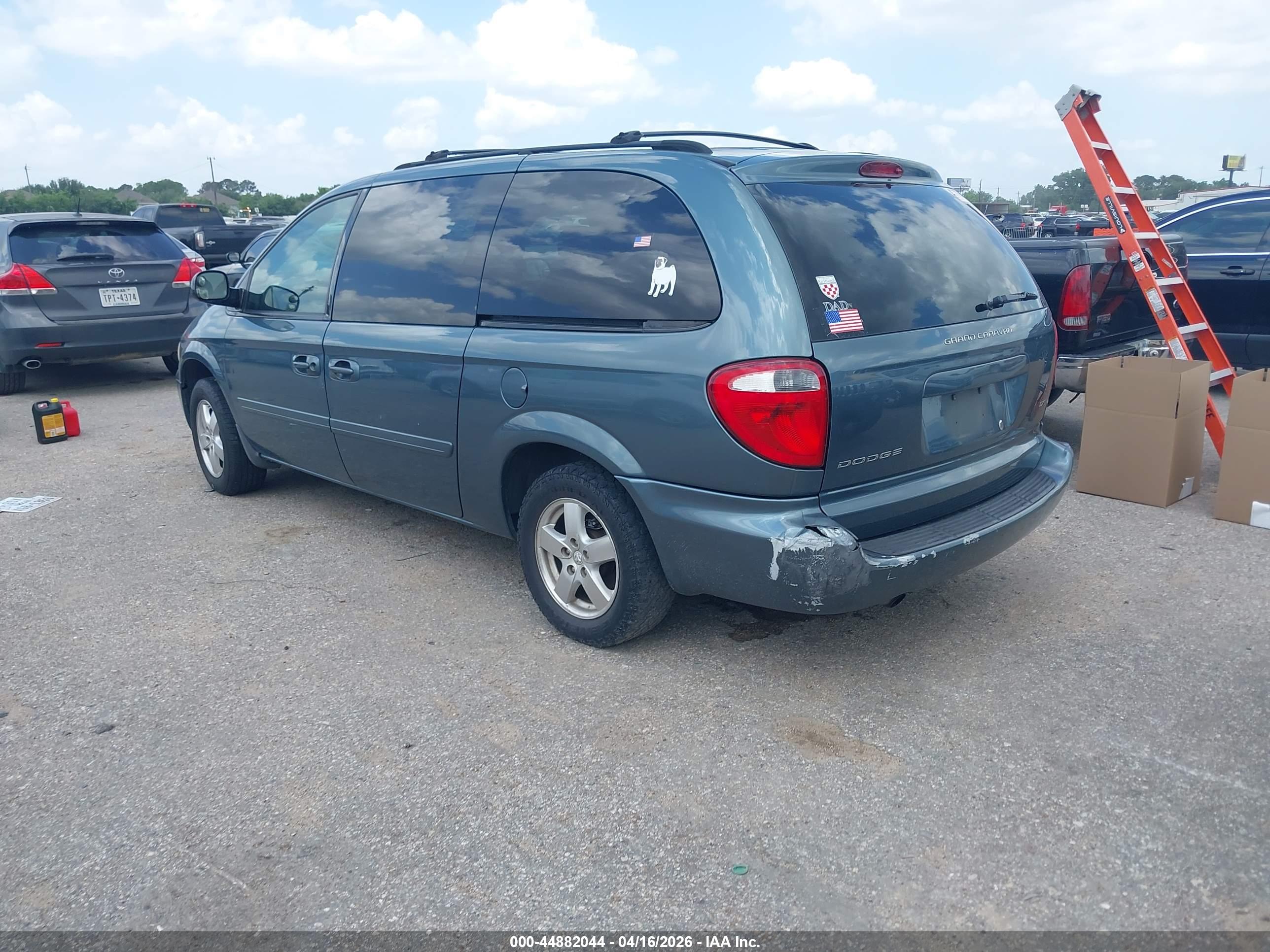 DODGE GRAND image 3