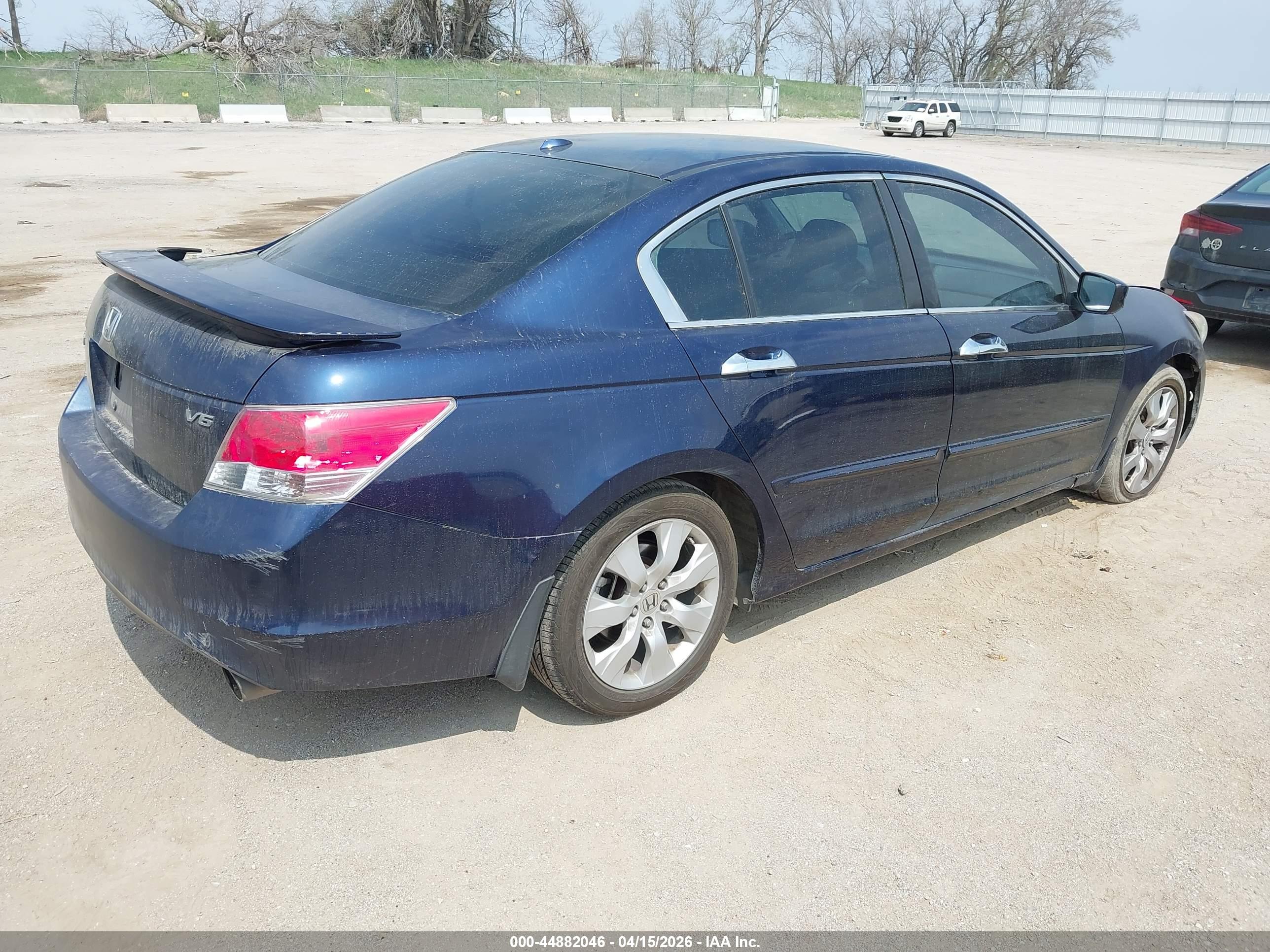 HONDA ACCORD image 4