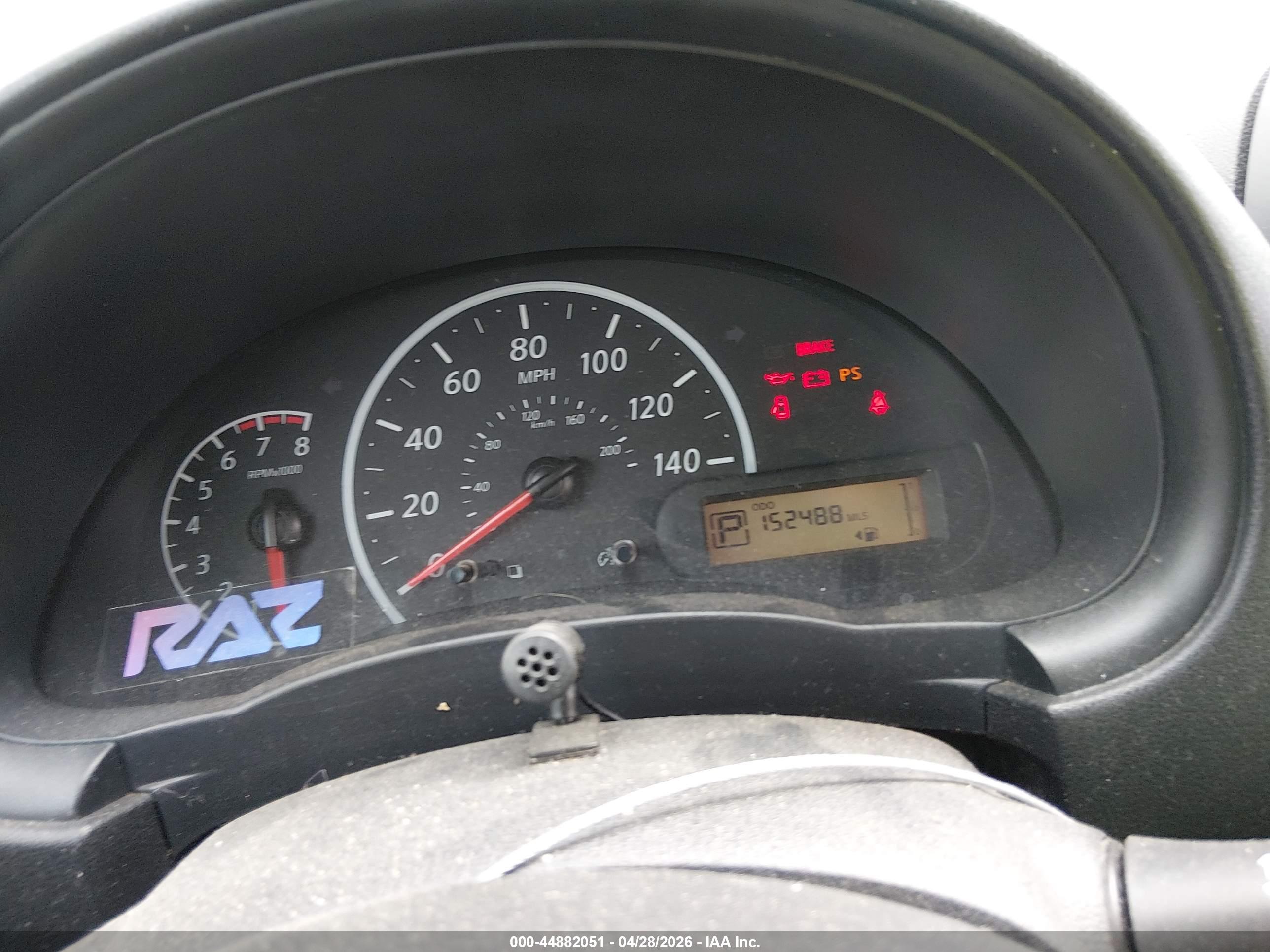 NISSAN VERSA image 7