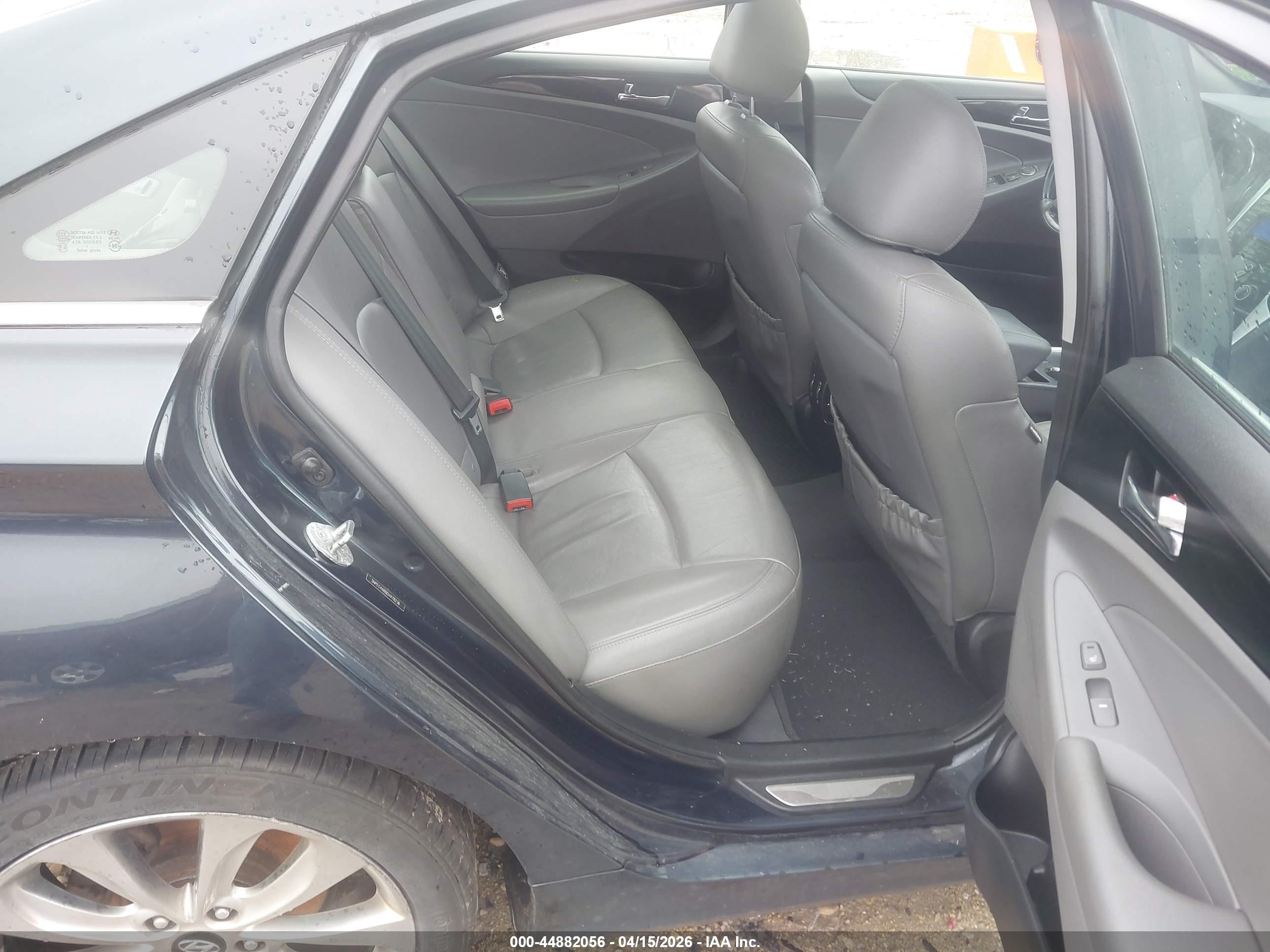 HYUNDAI SONATA image 8