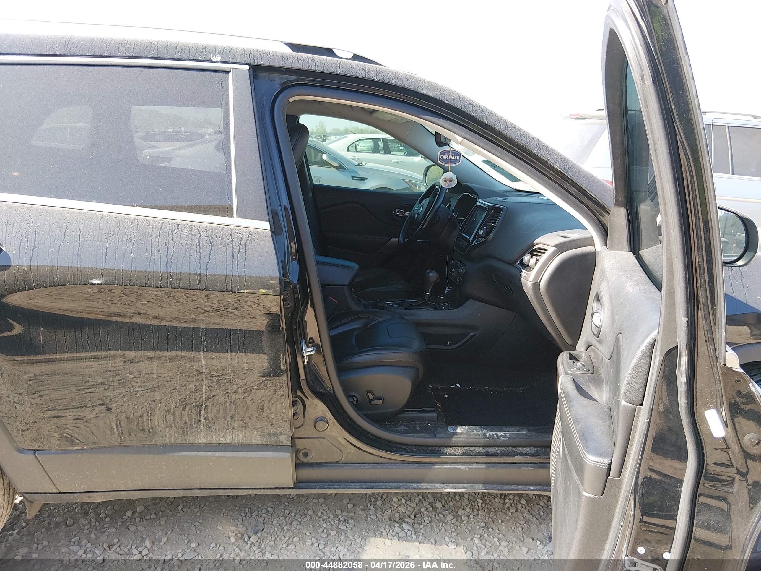 JEEP CHEROKEE image 5
