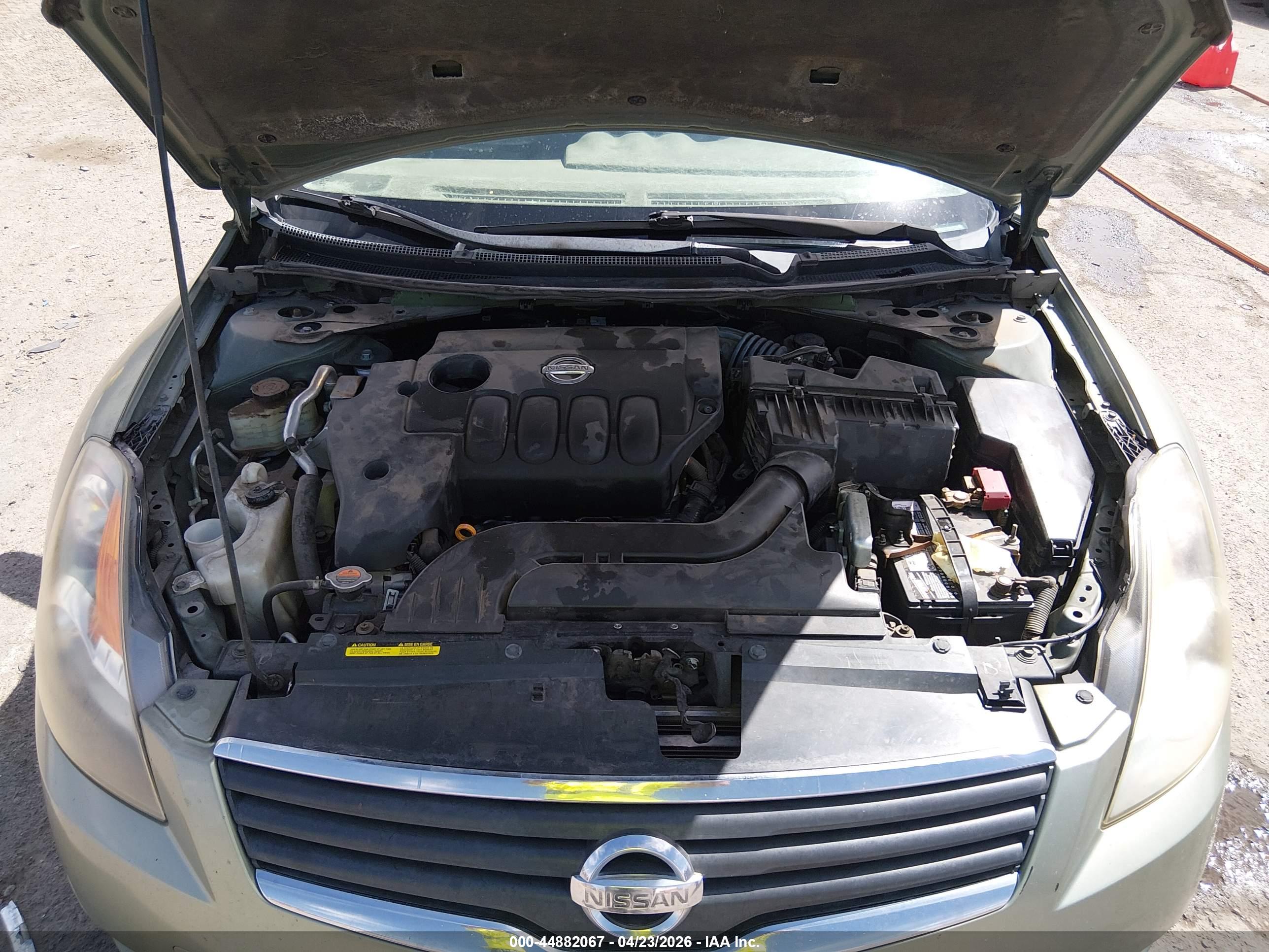 NISSAN ALTIMA image 10