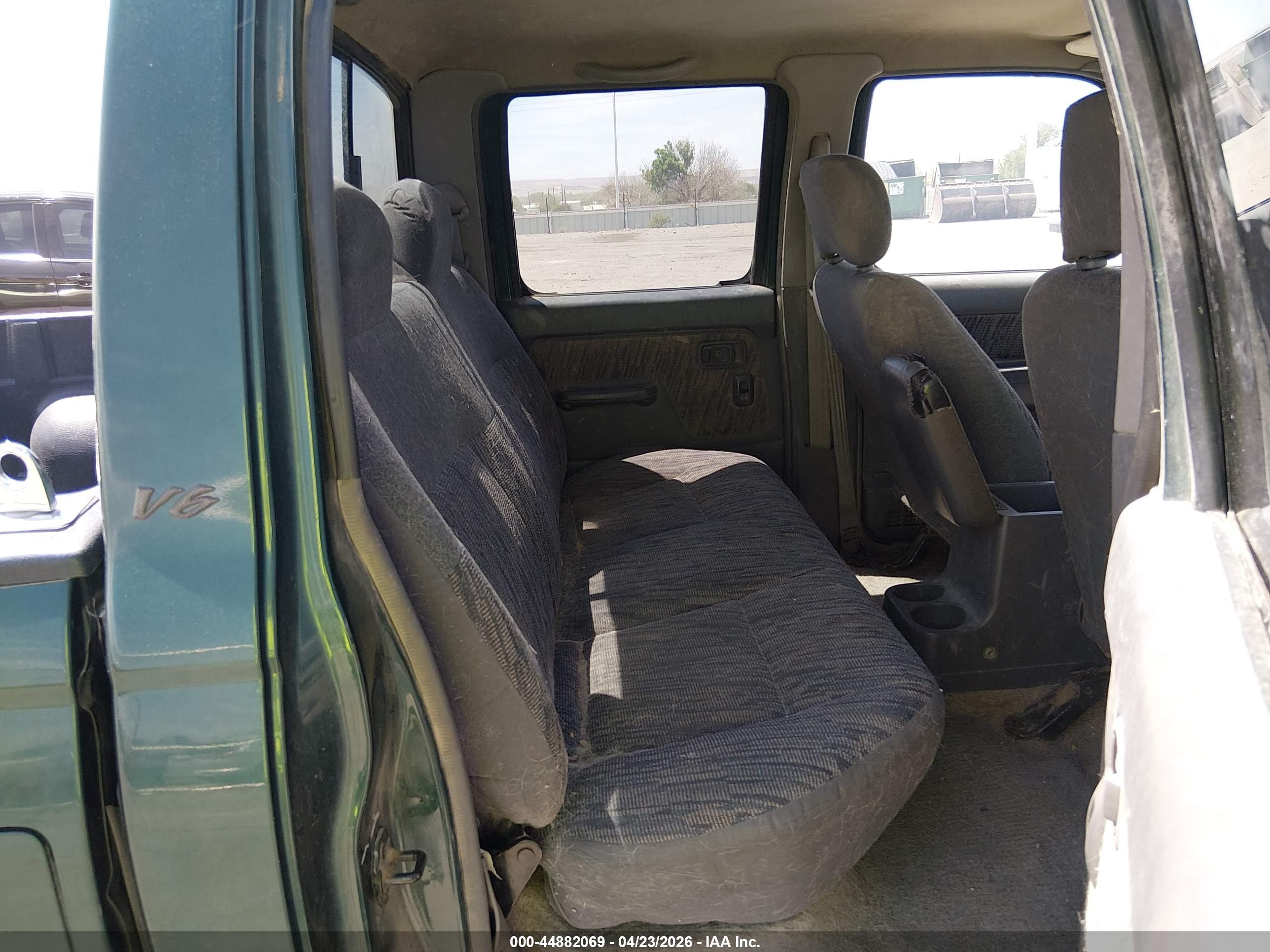NISSAN FRONTIER image 8