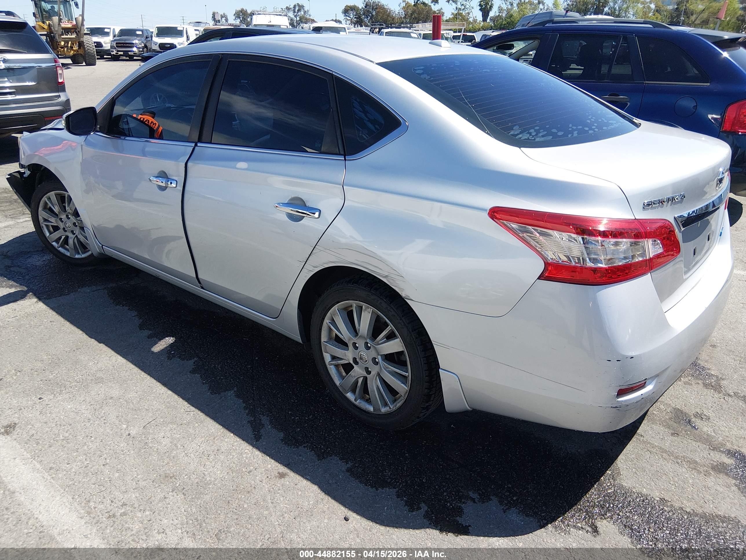 NISSAN SENTRA image 3