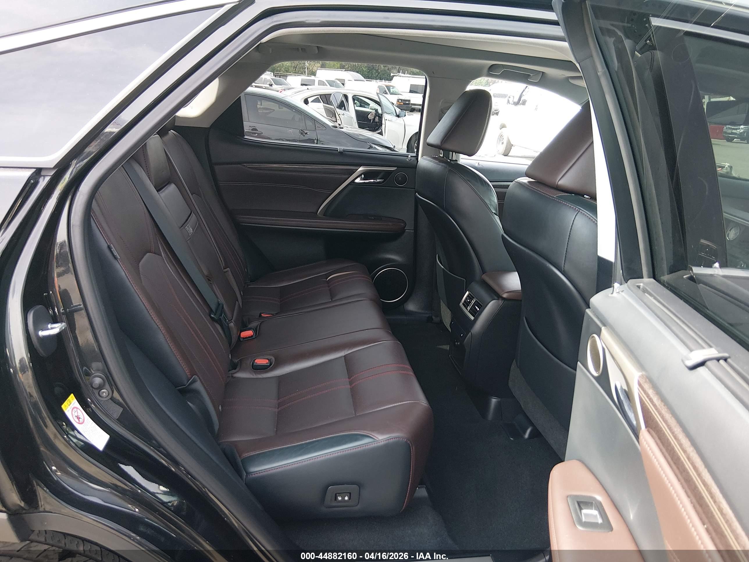 LEXUS RX image 8