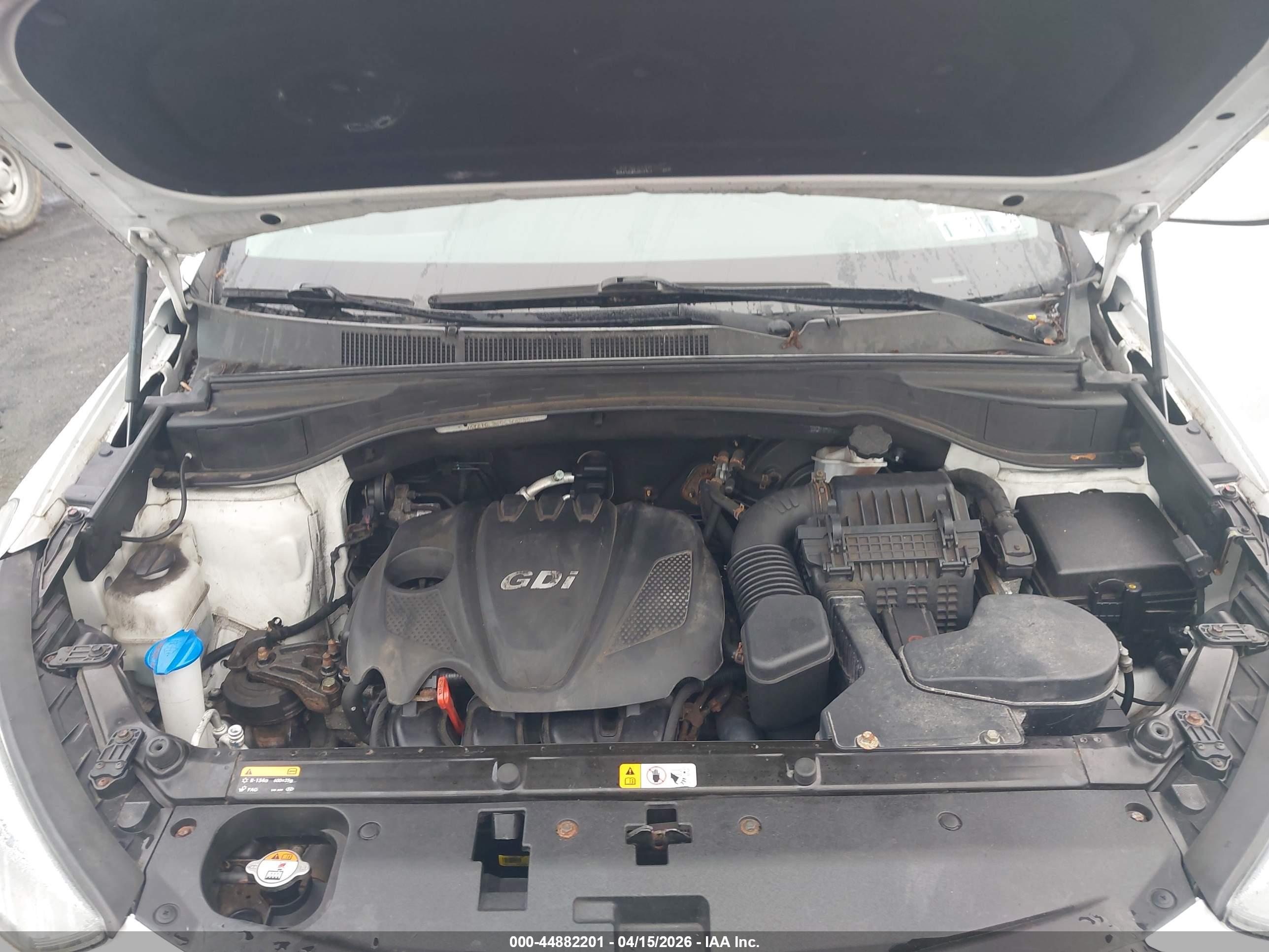 HYUNDAI SANTA image 10