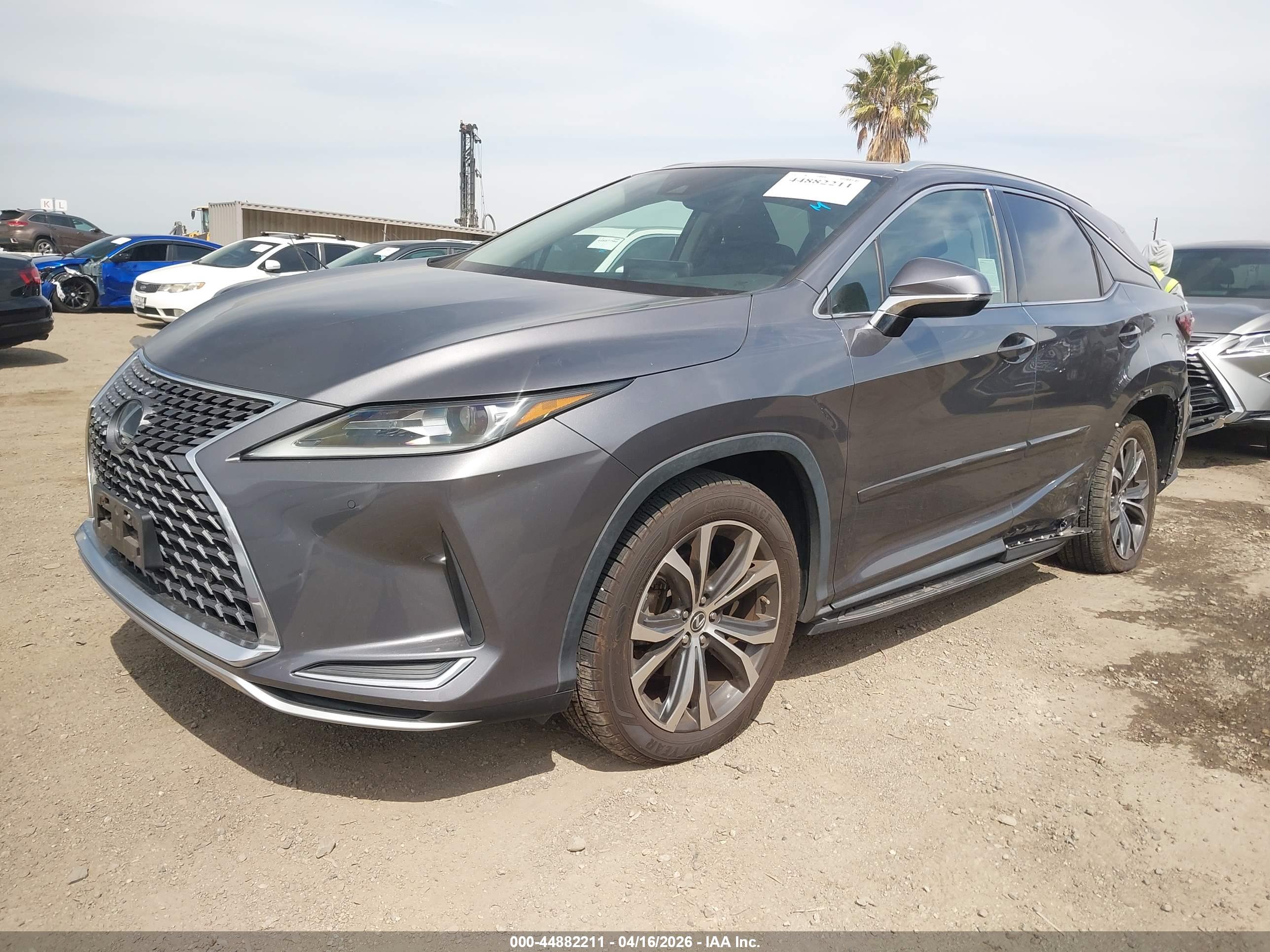 LEXUS RX image 2