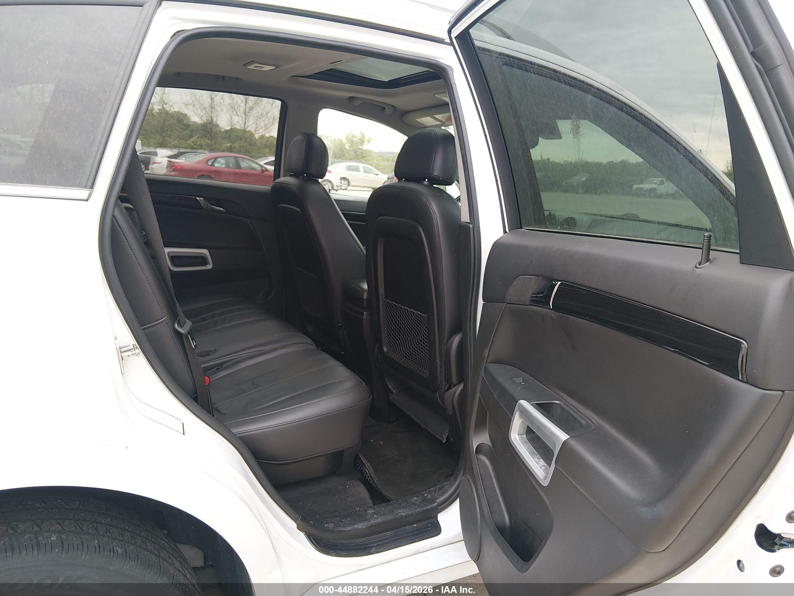 CHEVROLET CAPTIVA image 8