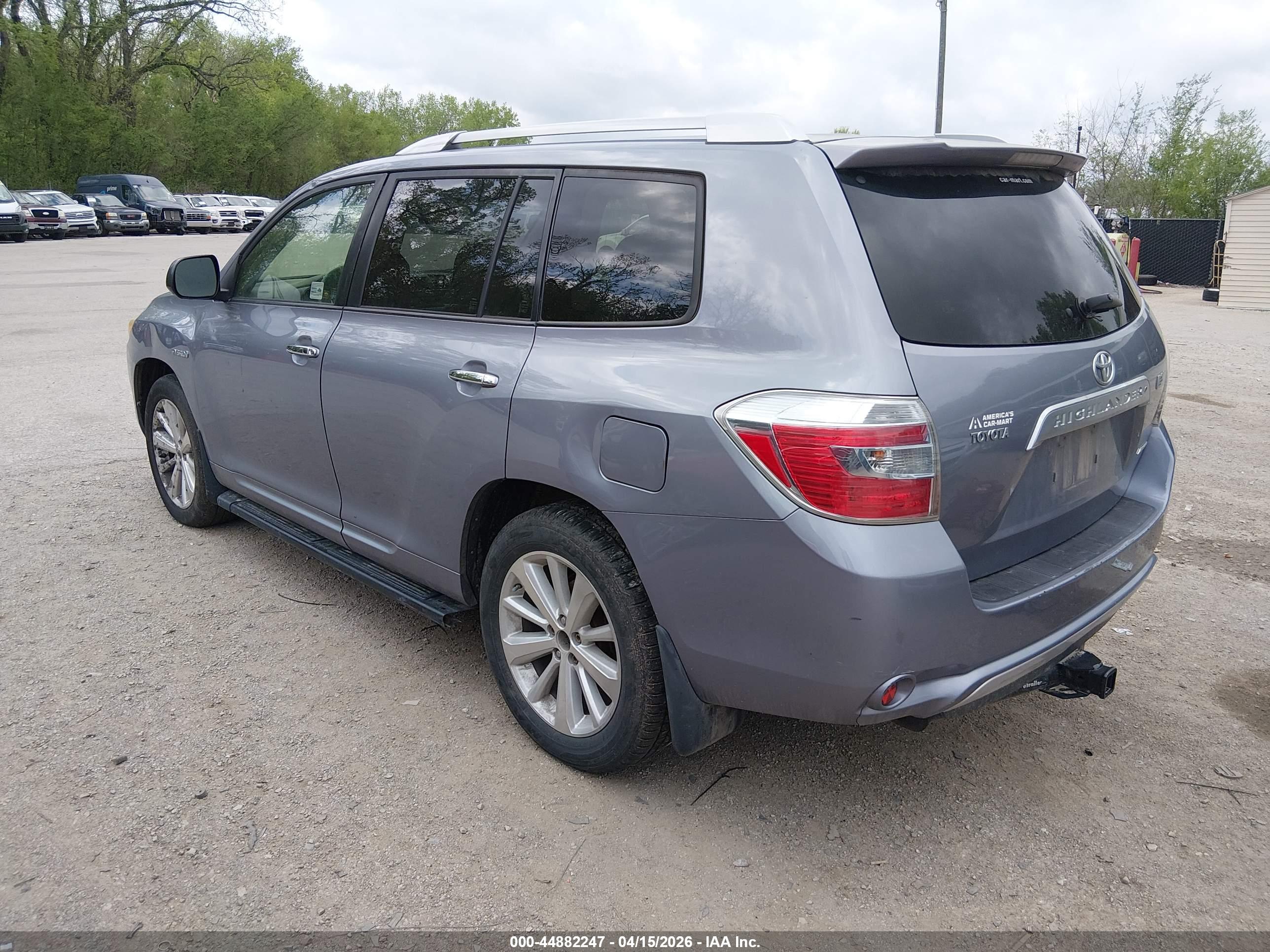 TOYOTA HIGHLANDER image 3