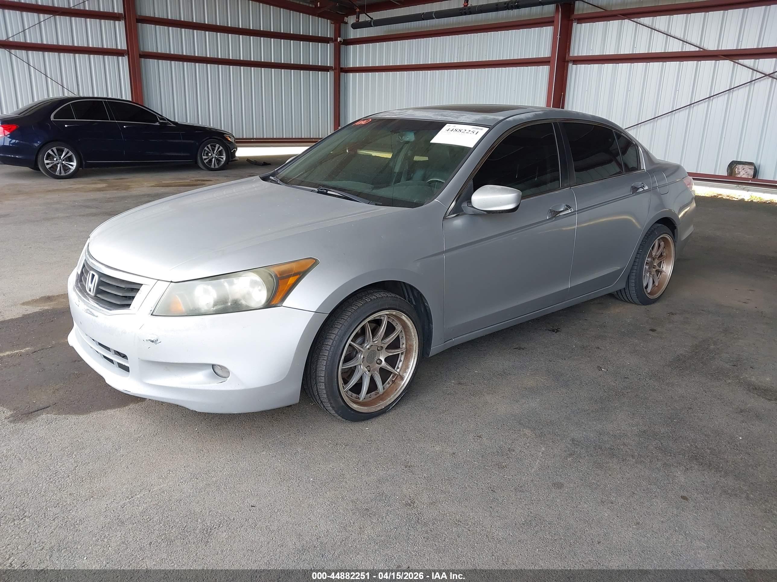 HONDA ACCORD image 2