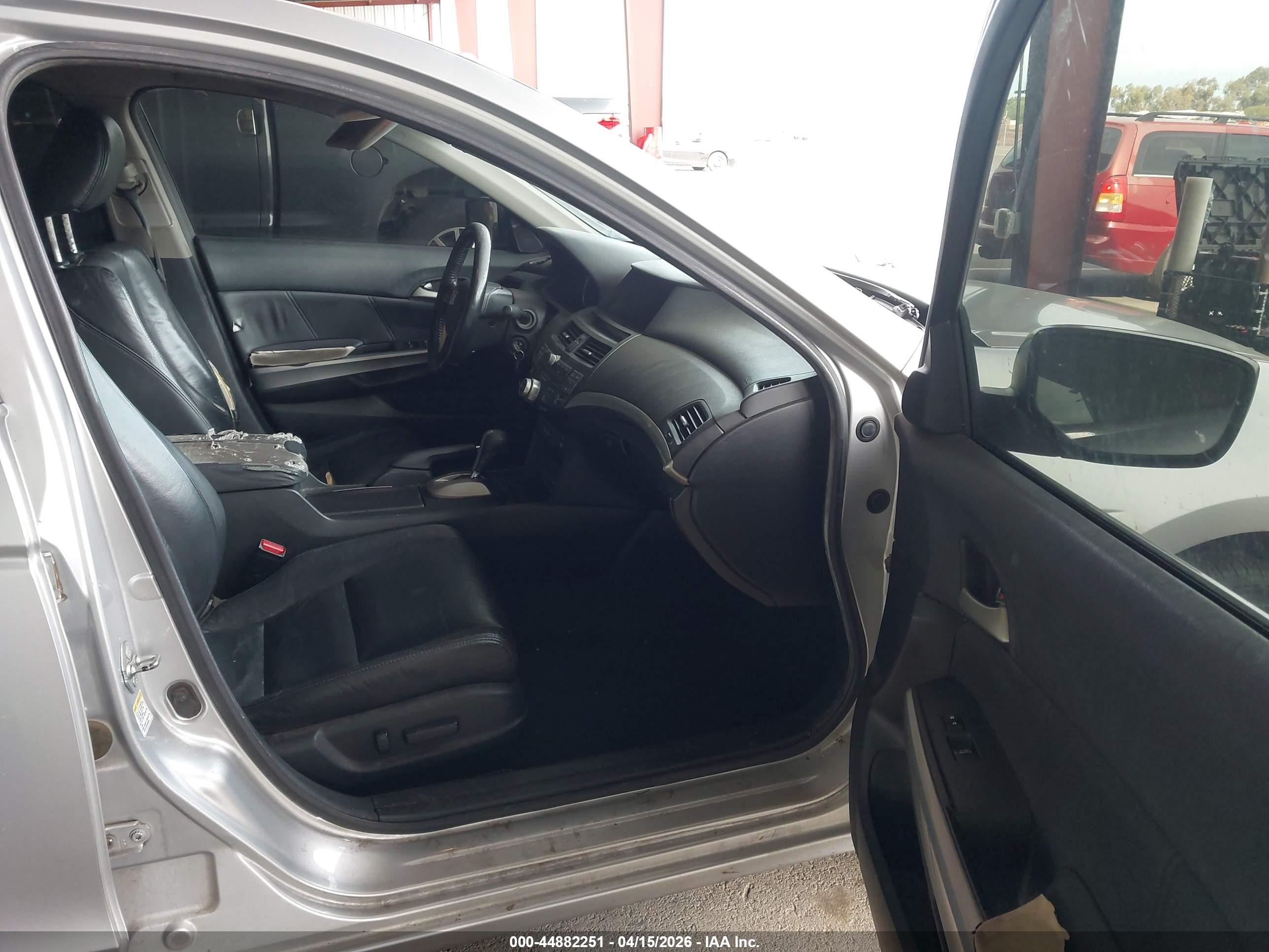 HONDA ACCORD image 5