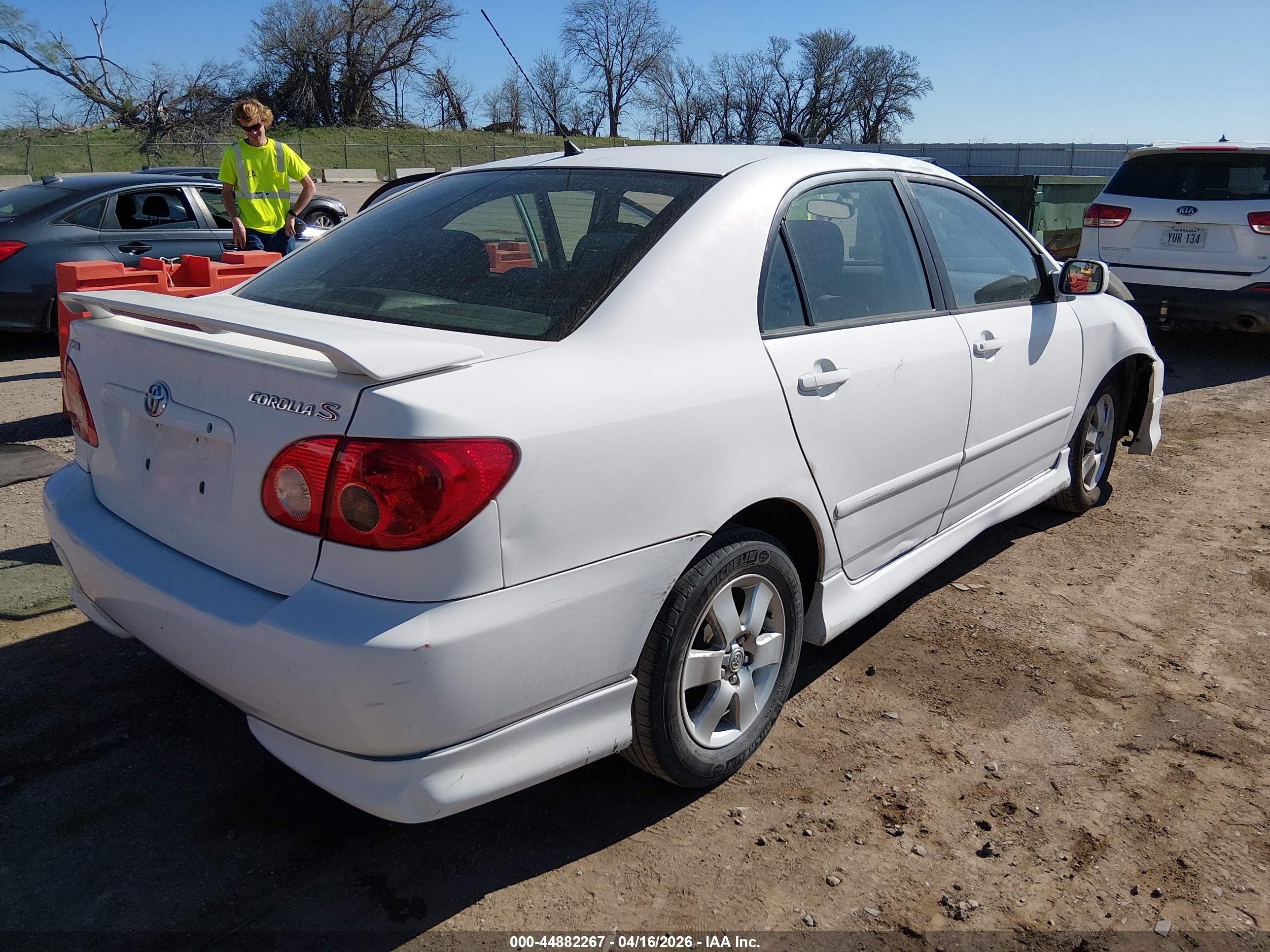 TOYOTA COROLLA image 4