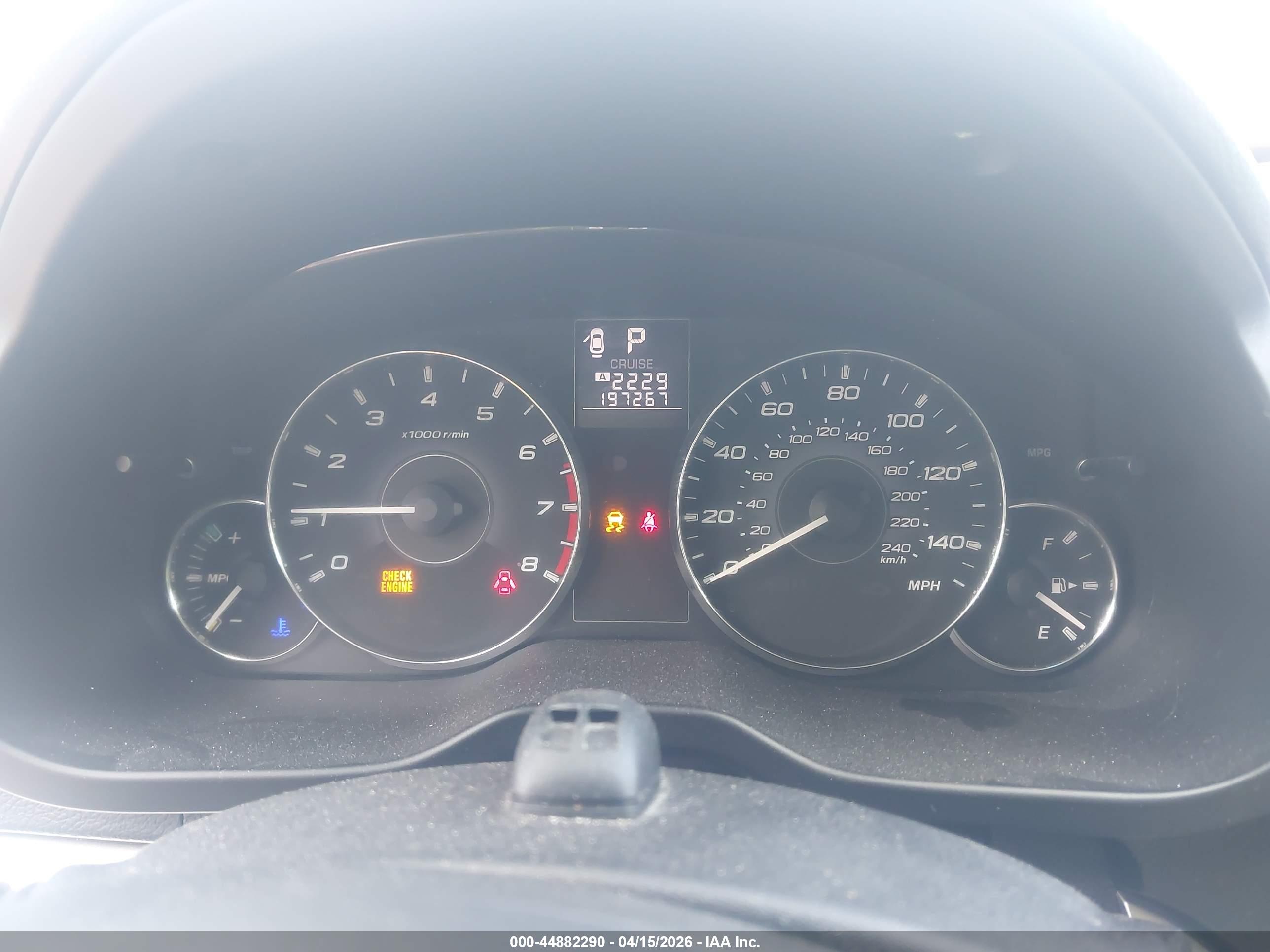 SUBARU OUTBACK image 7