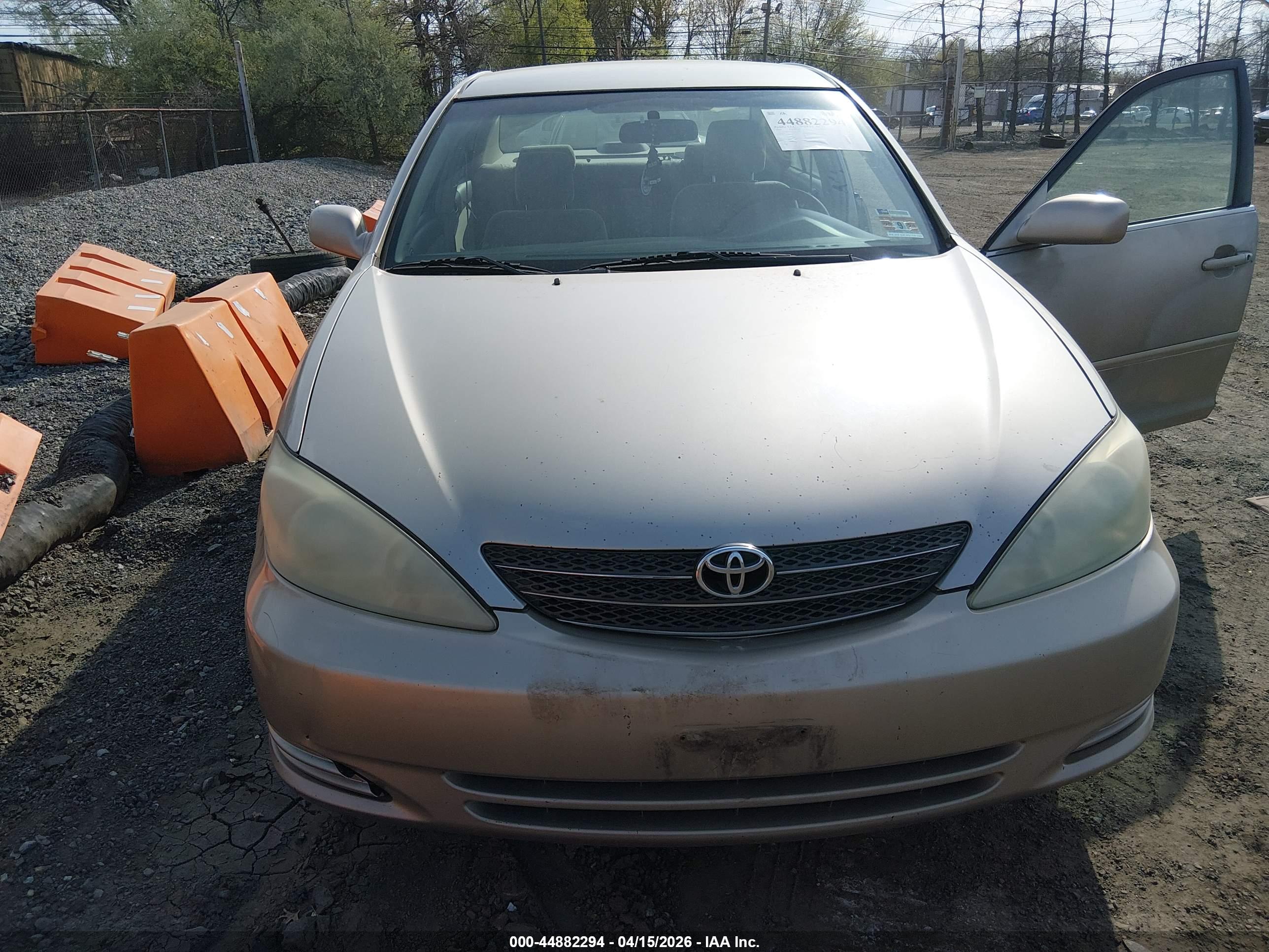 TOYOTA CAMRY image 6