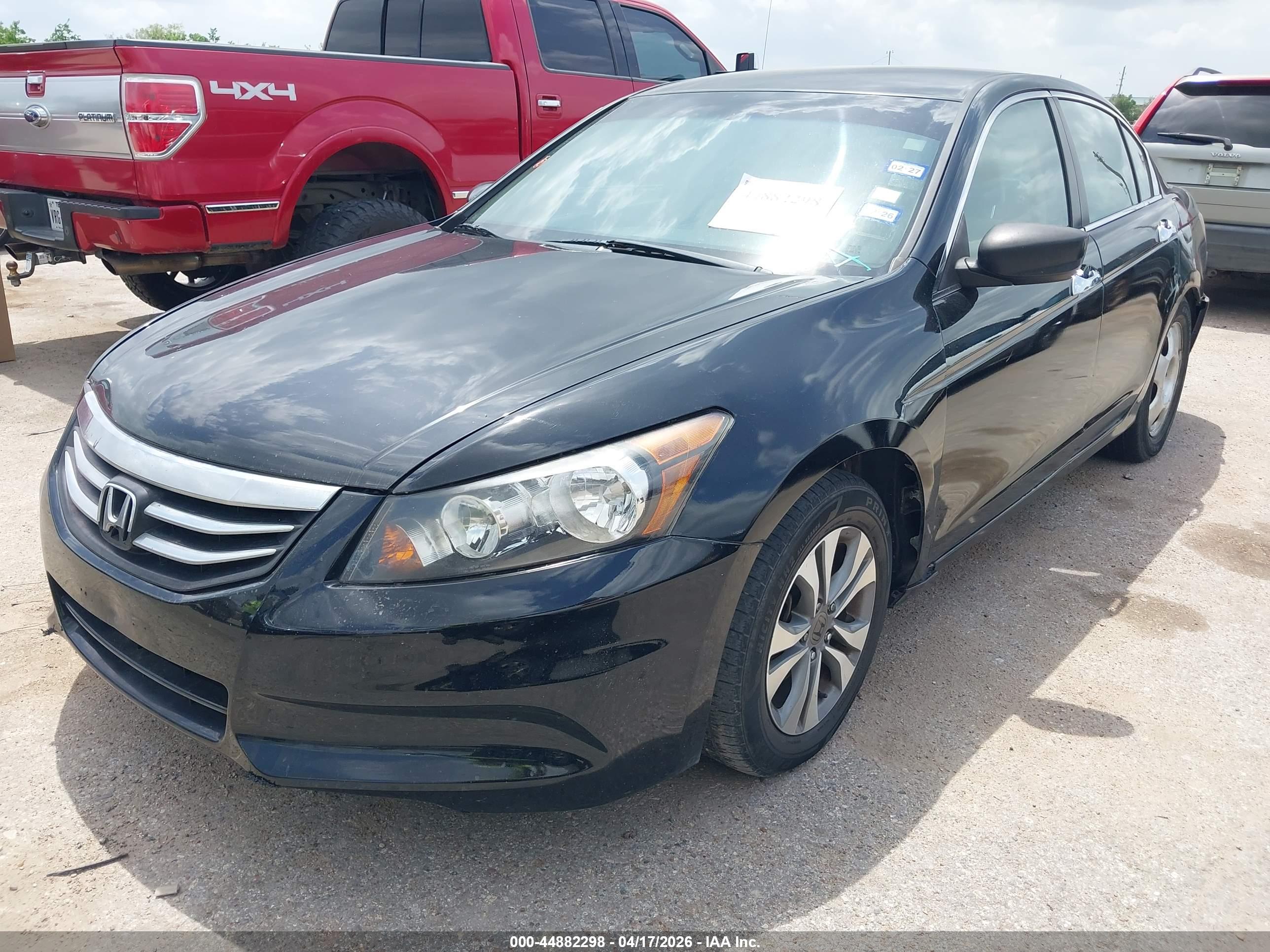 HONDA ACCORD image 2