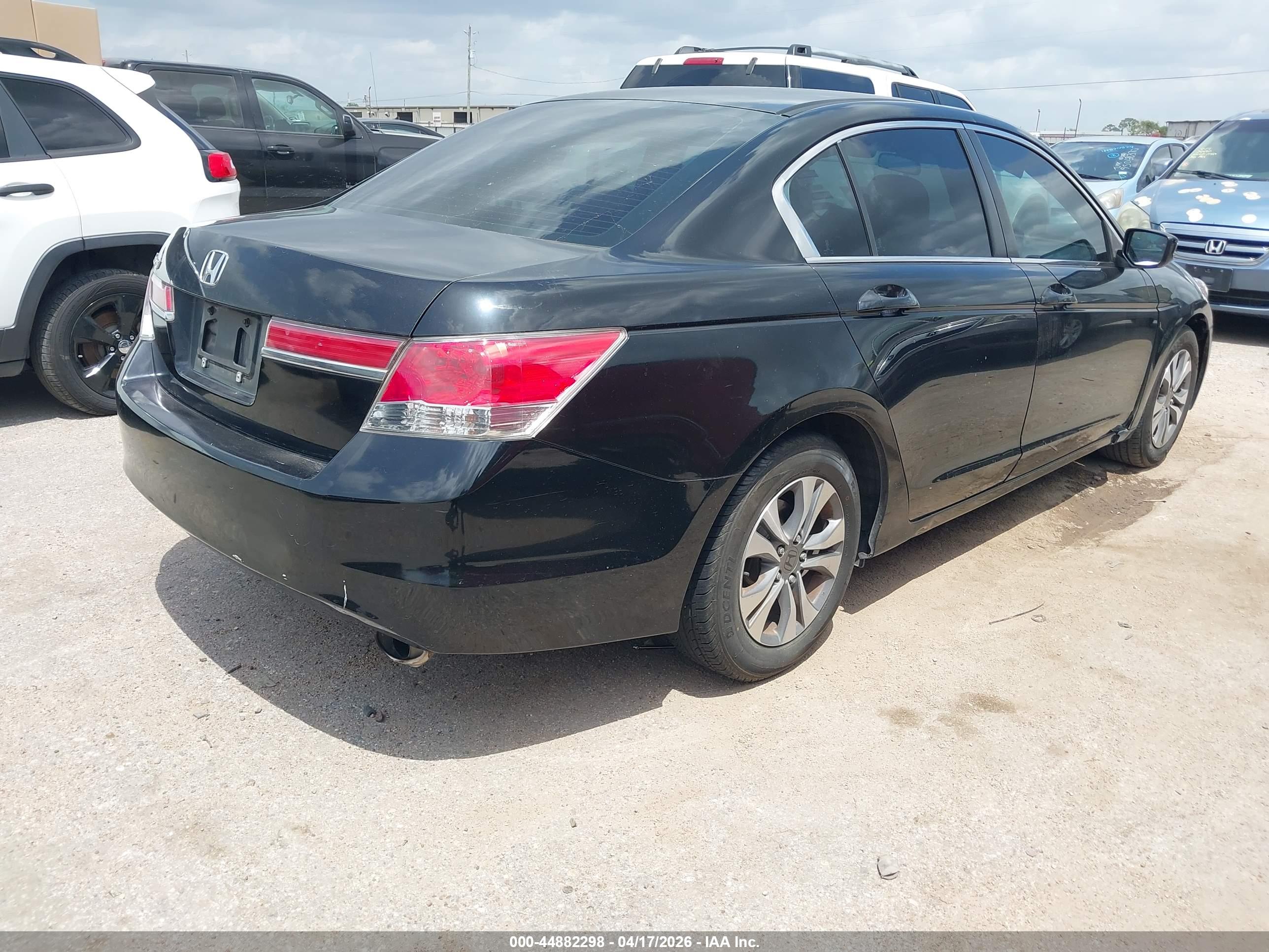 HONDA ACCORD image 4