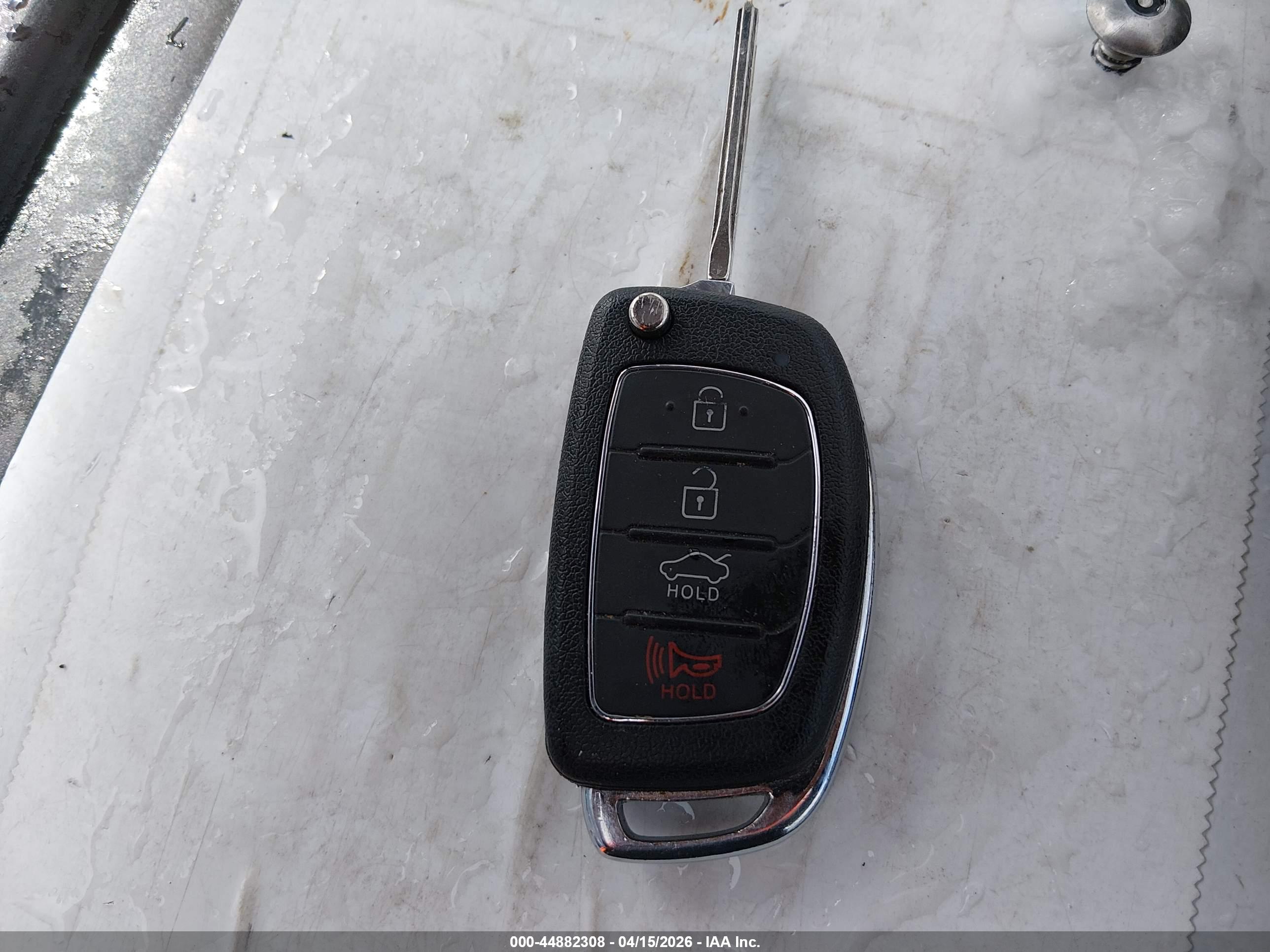 HYUNDAI SONATA image 11