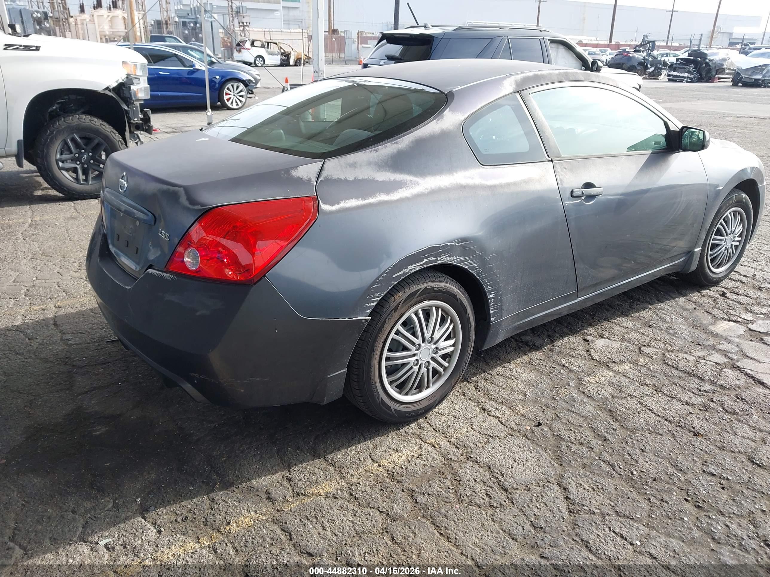 NISSAN ALTIMA image 4