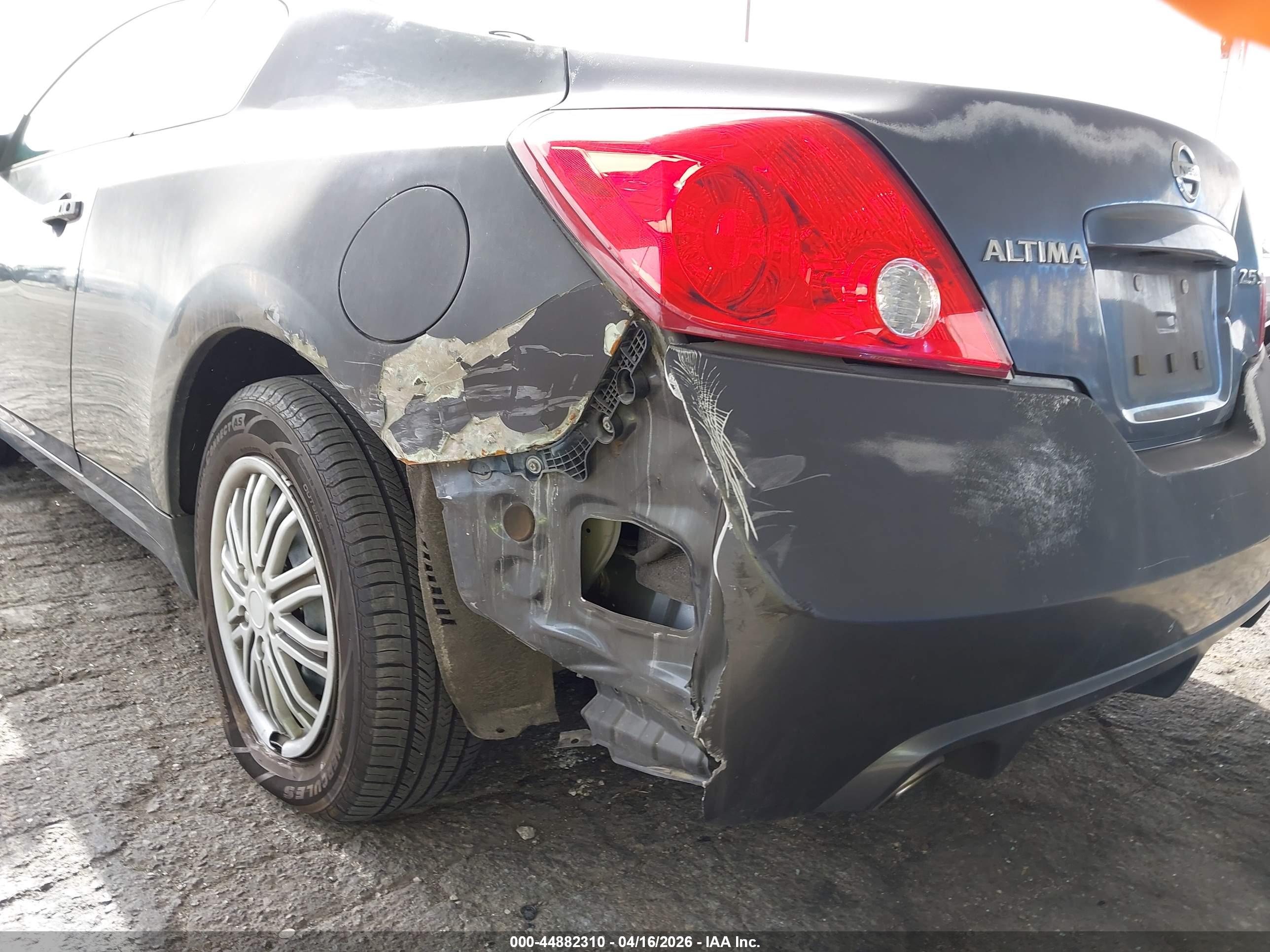 NISSAN ALTIMA image 6