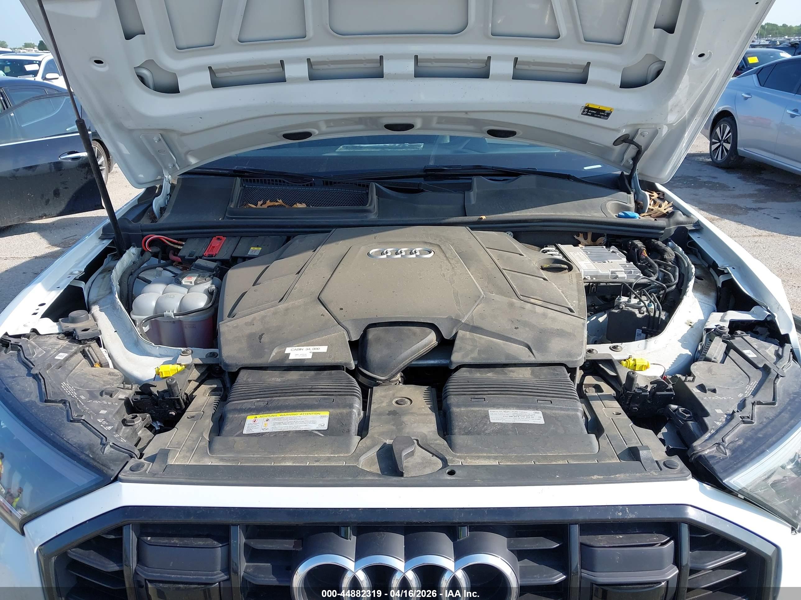 AUDI Q7 image 10