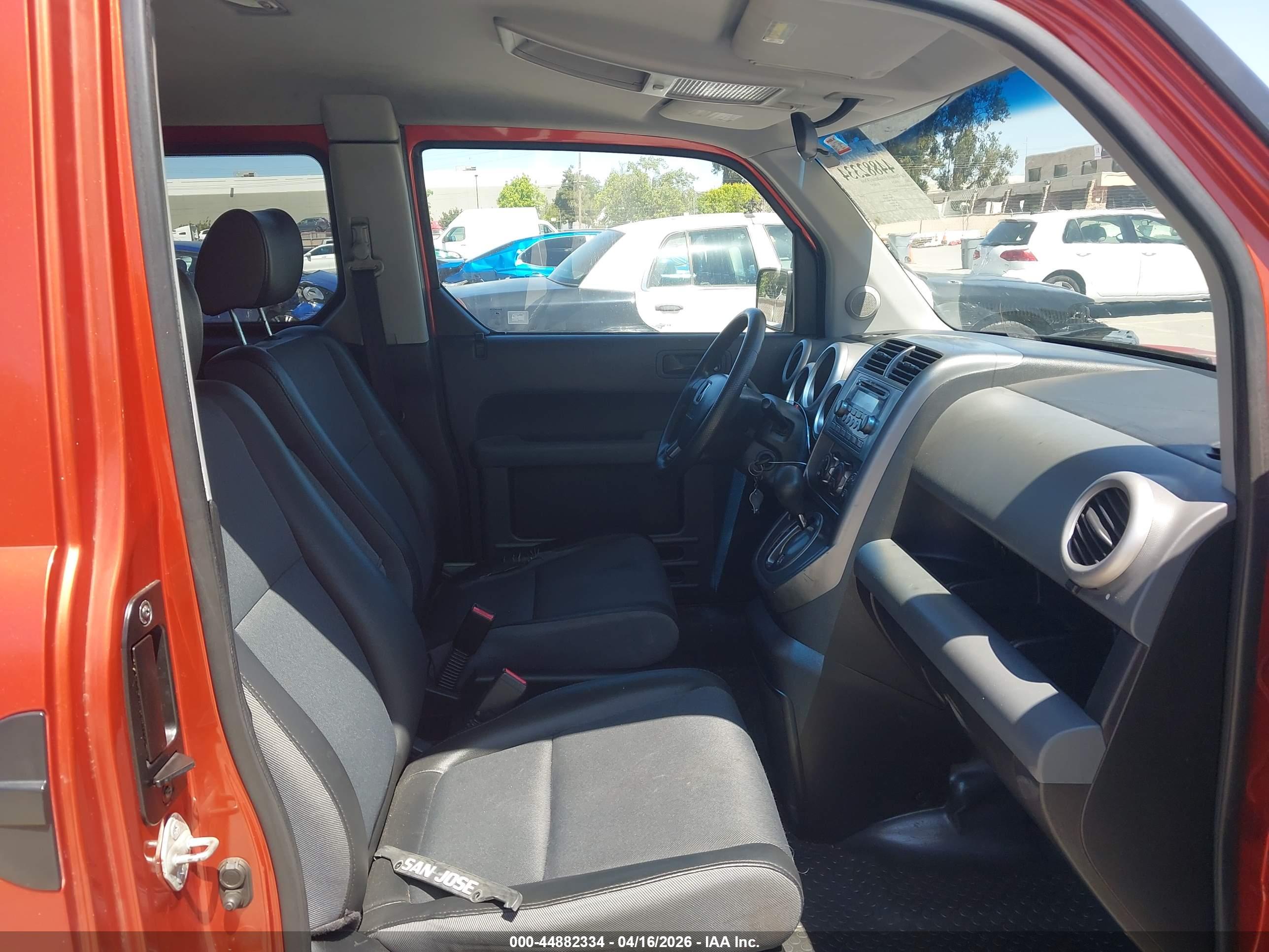 HONDA ELEMENT image 5