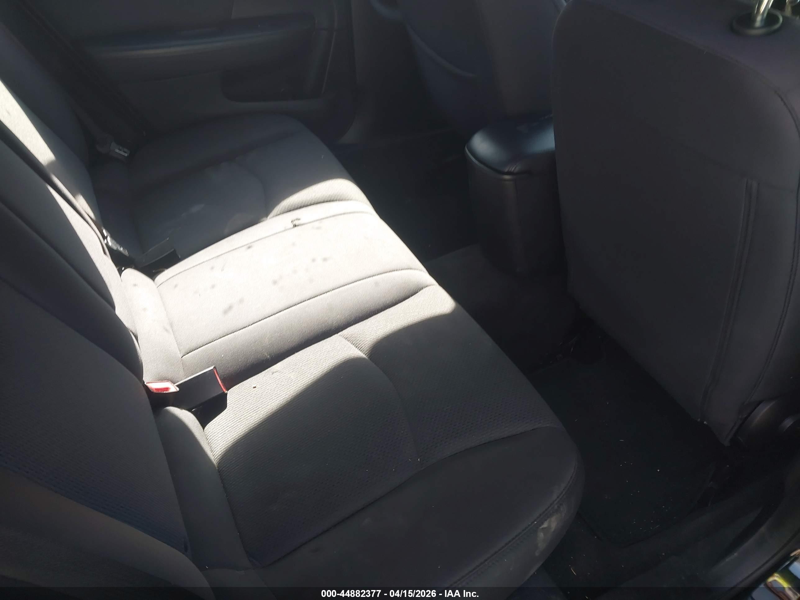 CHRYSLER 200 image 8