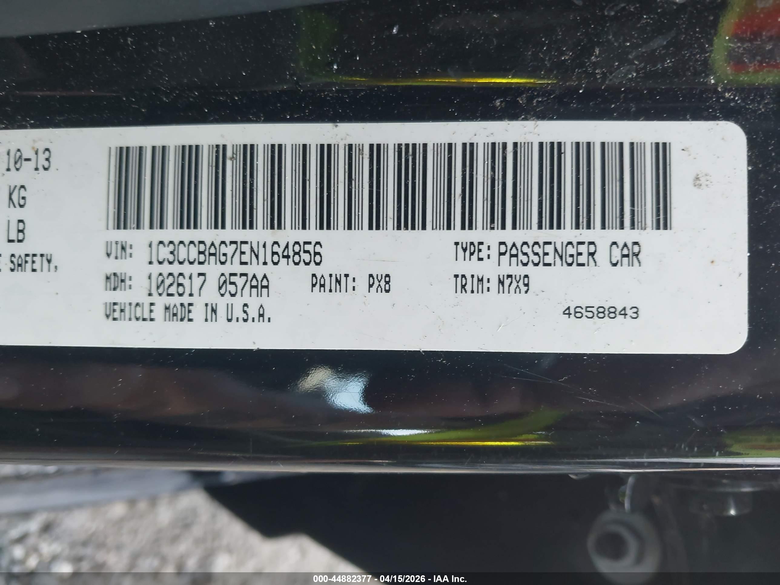 CHRYSLER 200 image 9