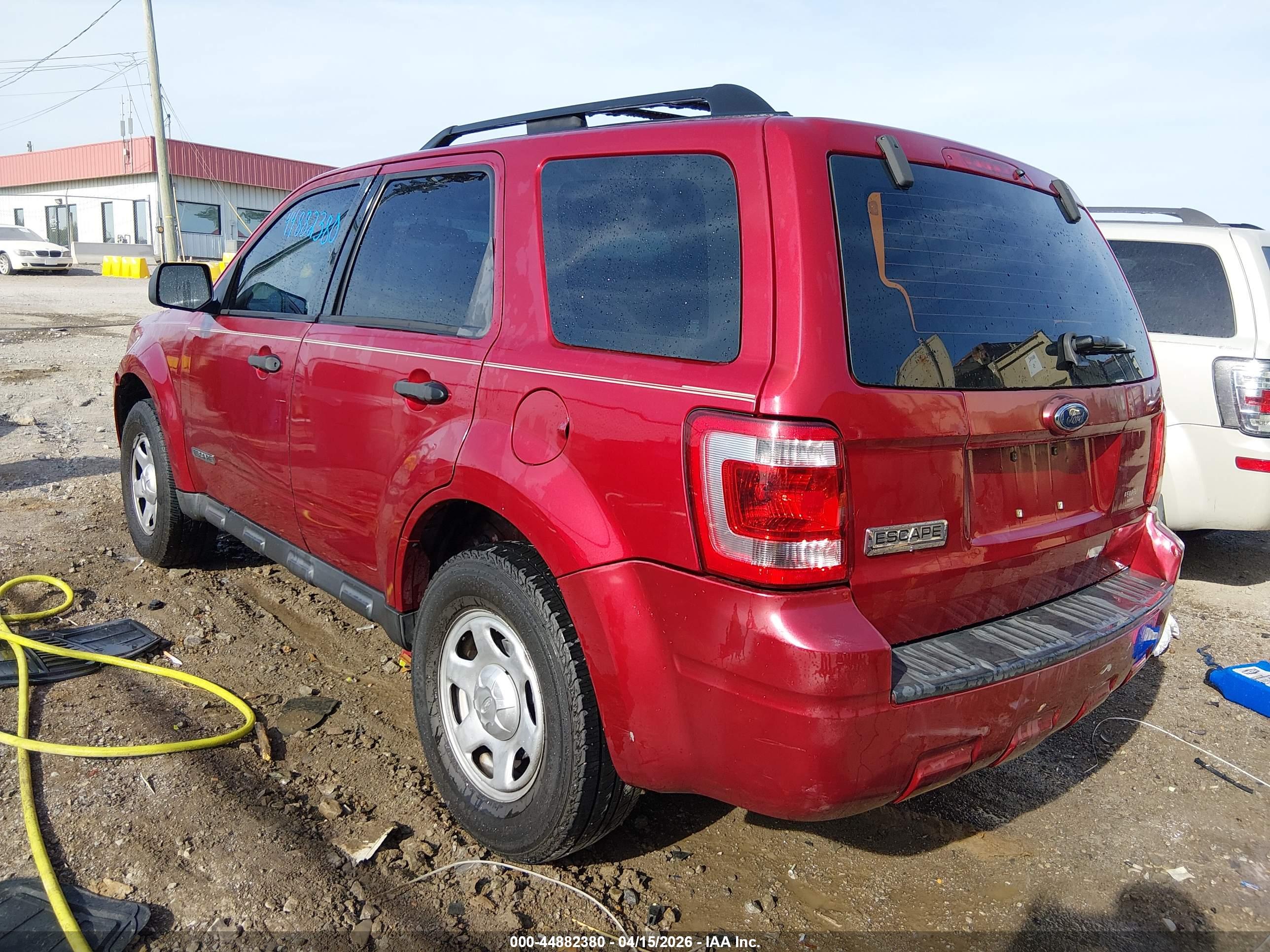 FORD ESCAPE image 3