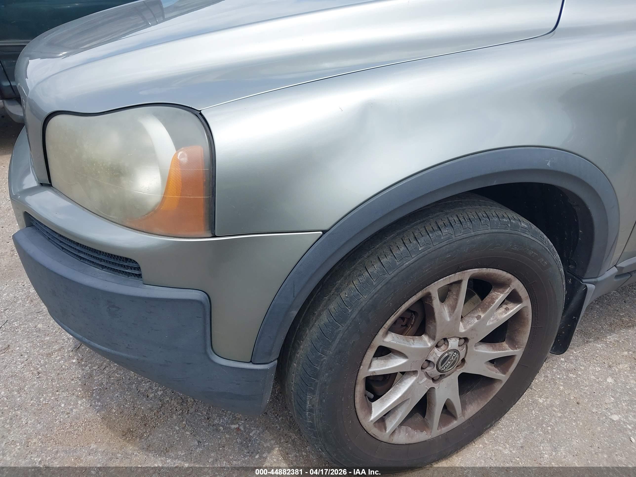 VOLVO XC90 image 6