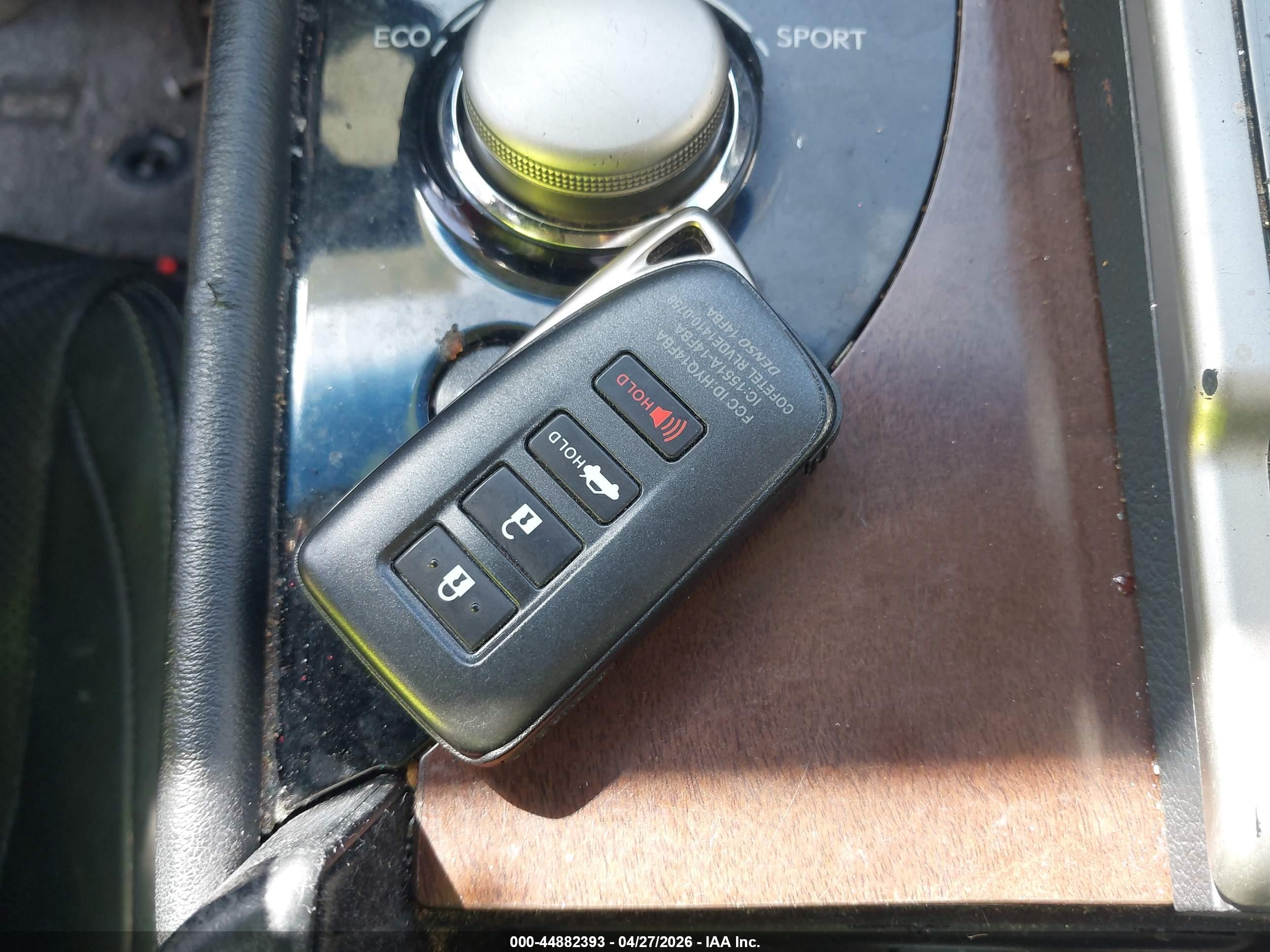 LEXUS GS image 11