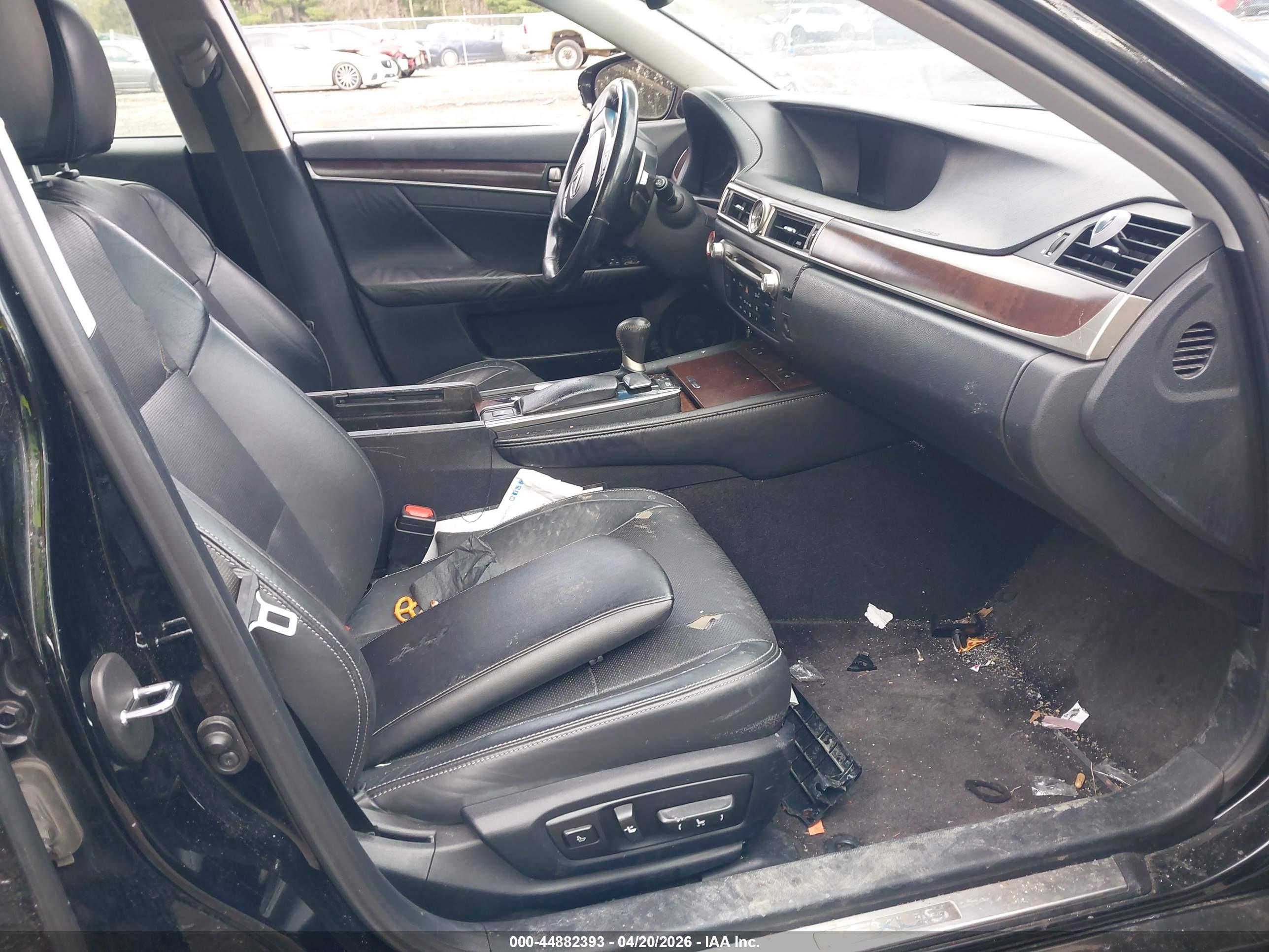 LEXUS GS image 5