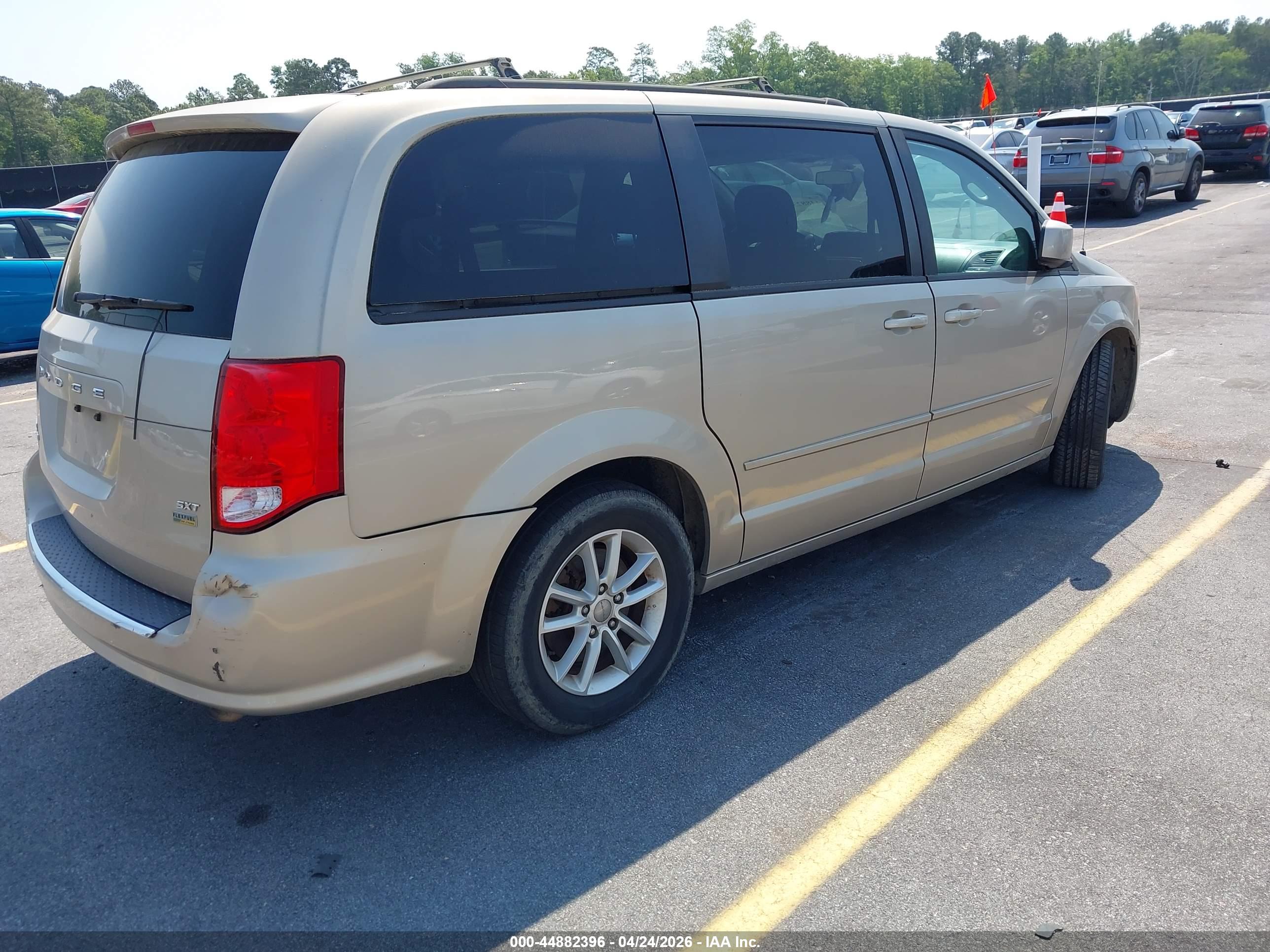 DODGE GRAND image 4