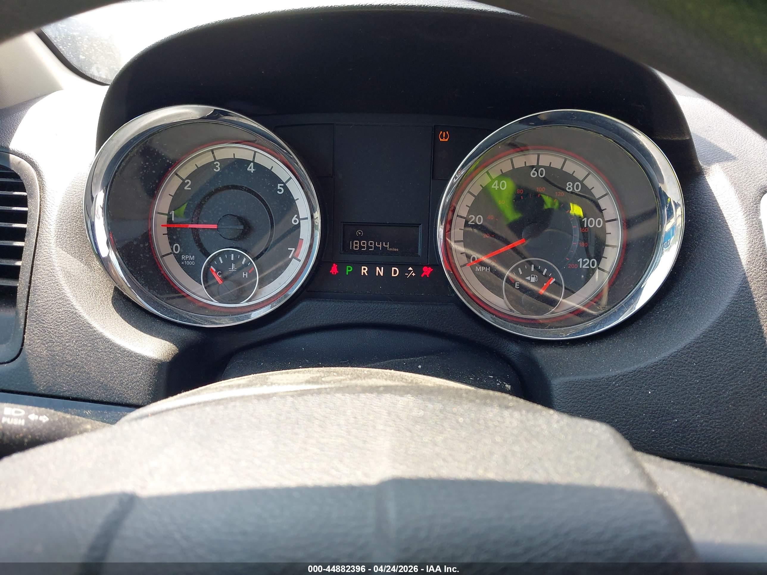 DODGE GRAND image 7