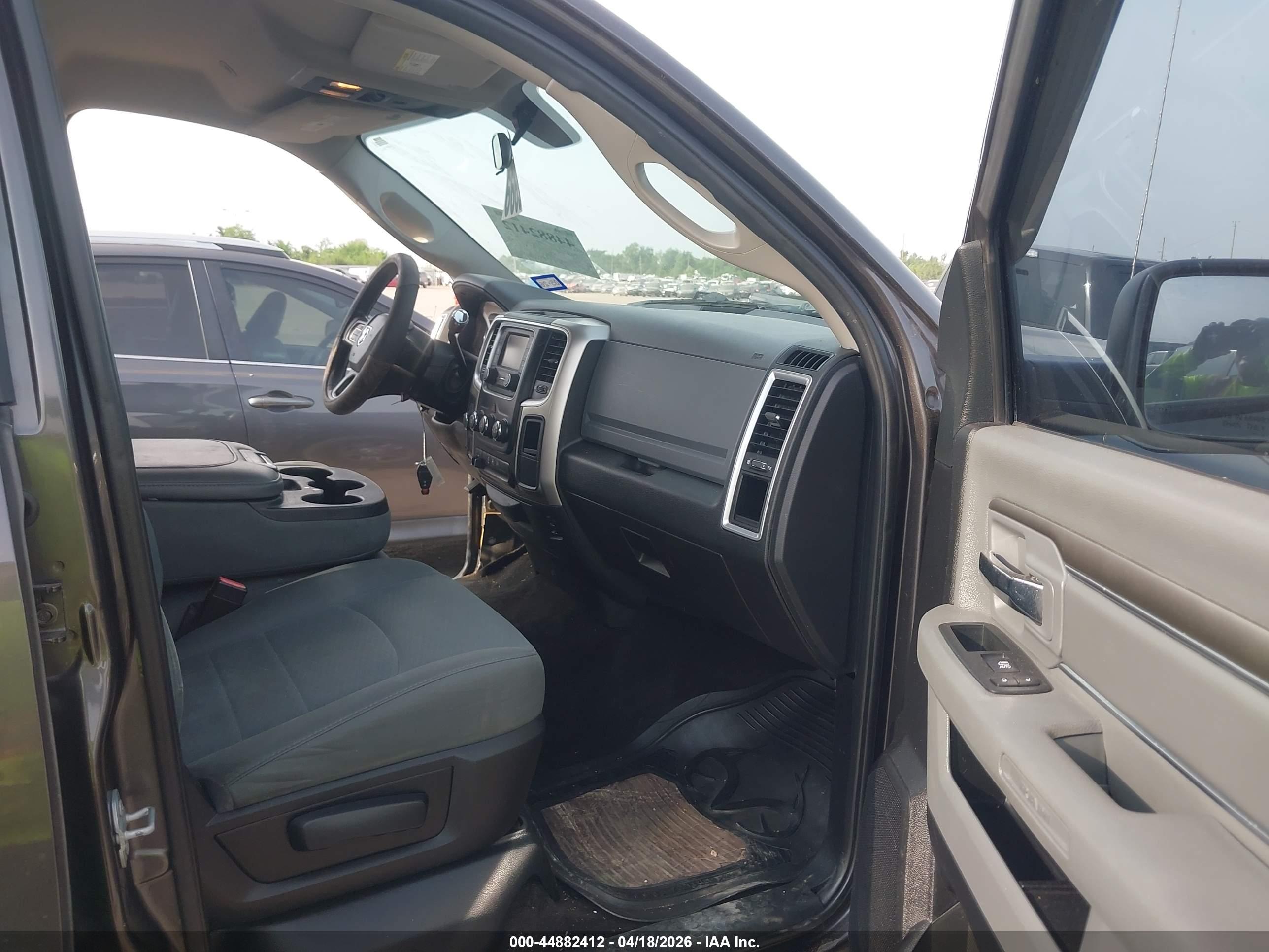 RAM 2500 image 5