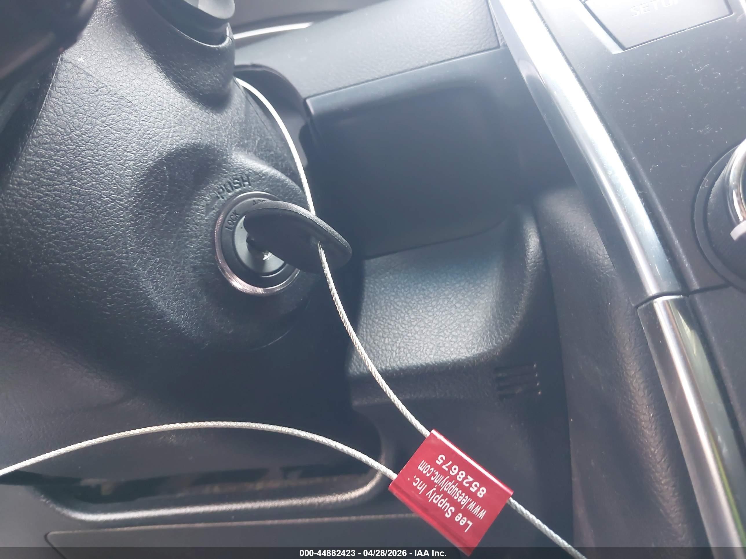TOYOTA CAMRY image 11