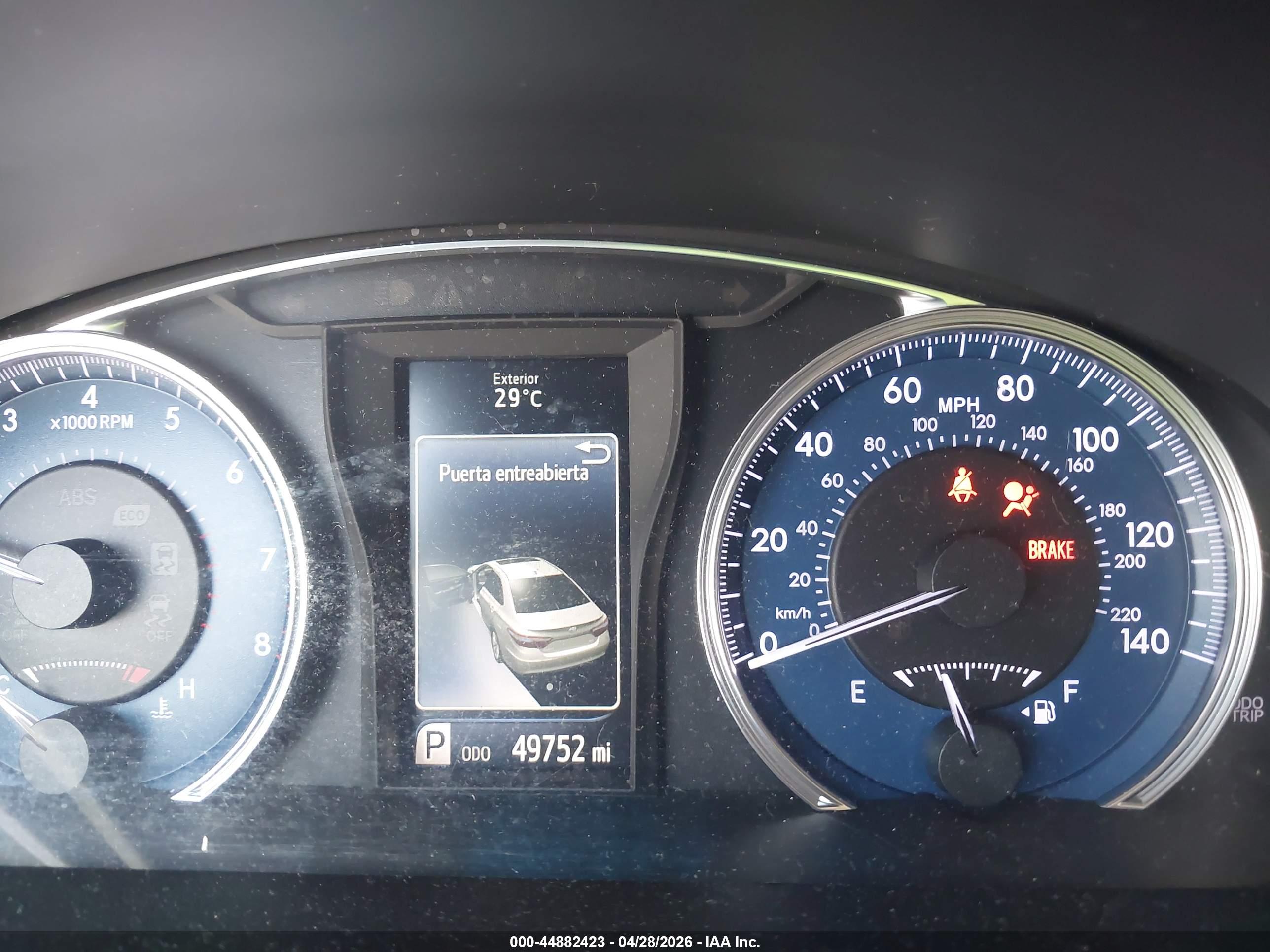TOYOTA CAMRY image 7