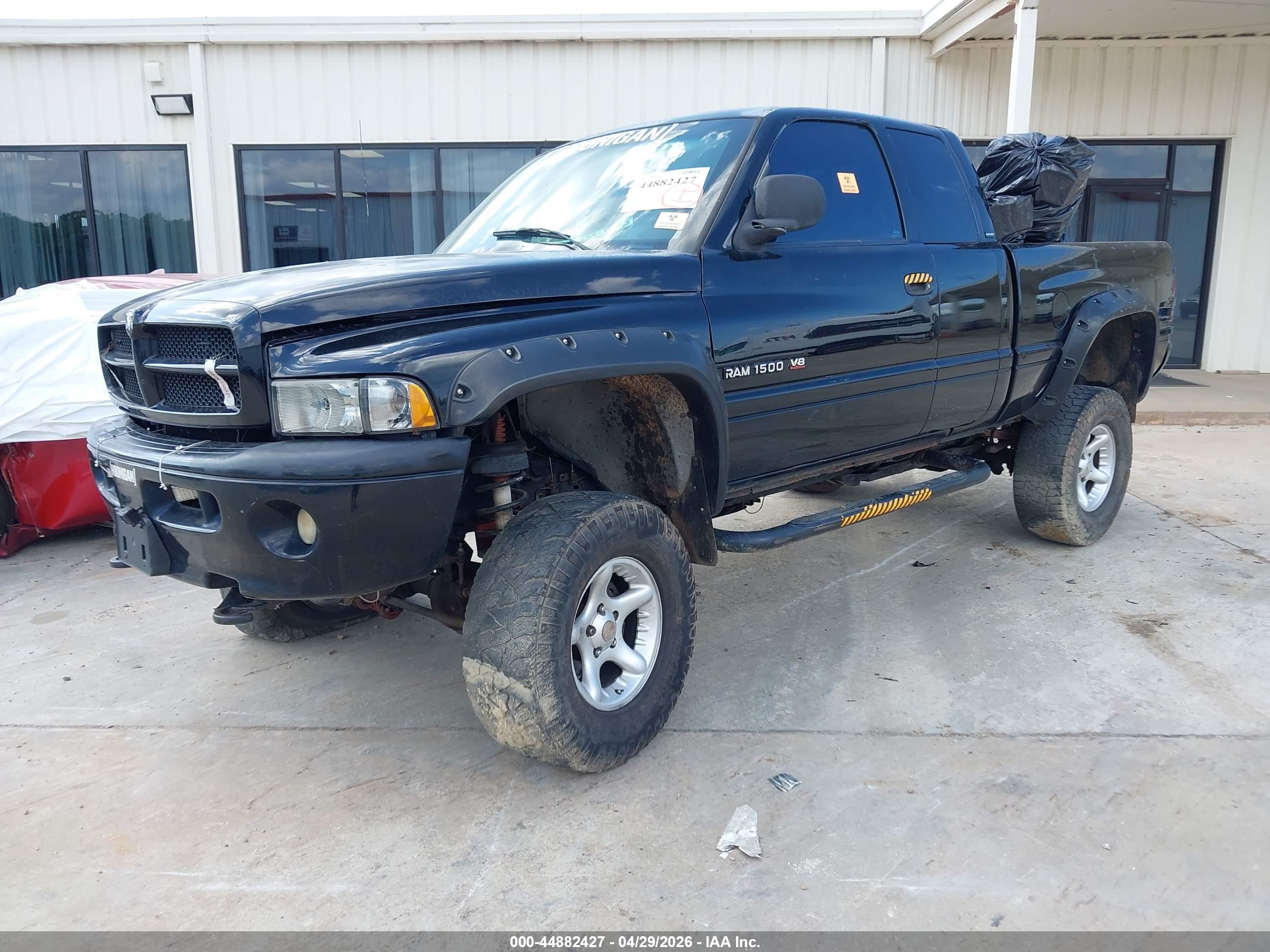 DODGE RAM image 2