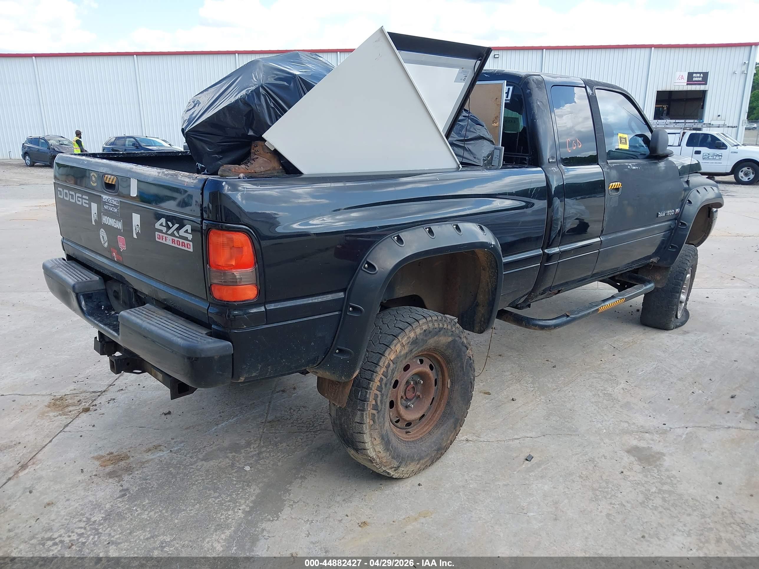 DODGE RAM image 4