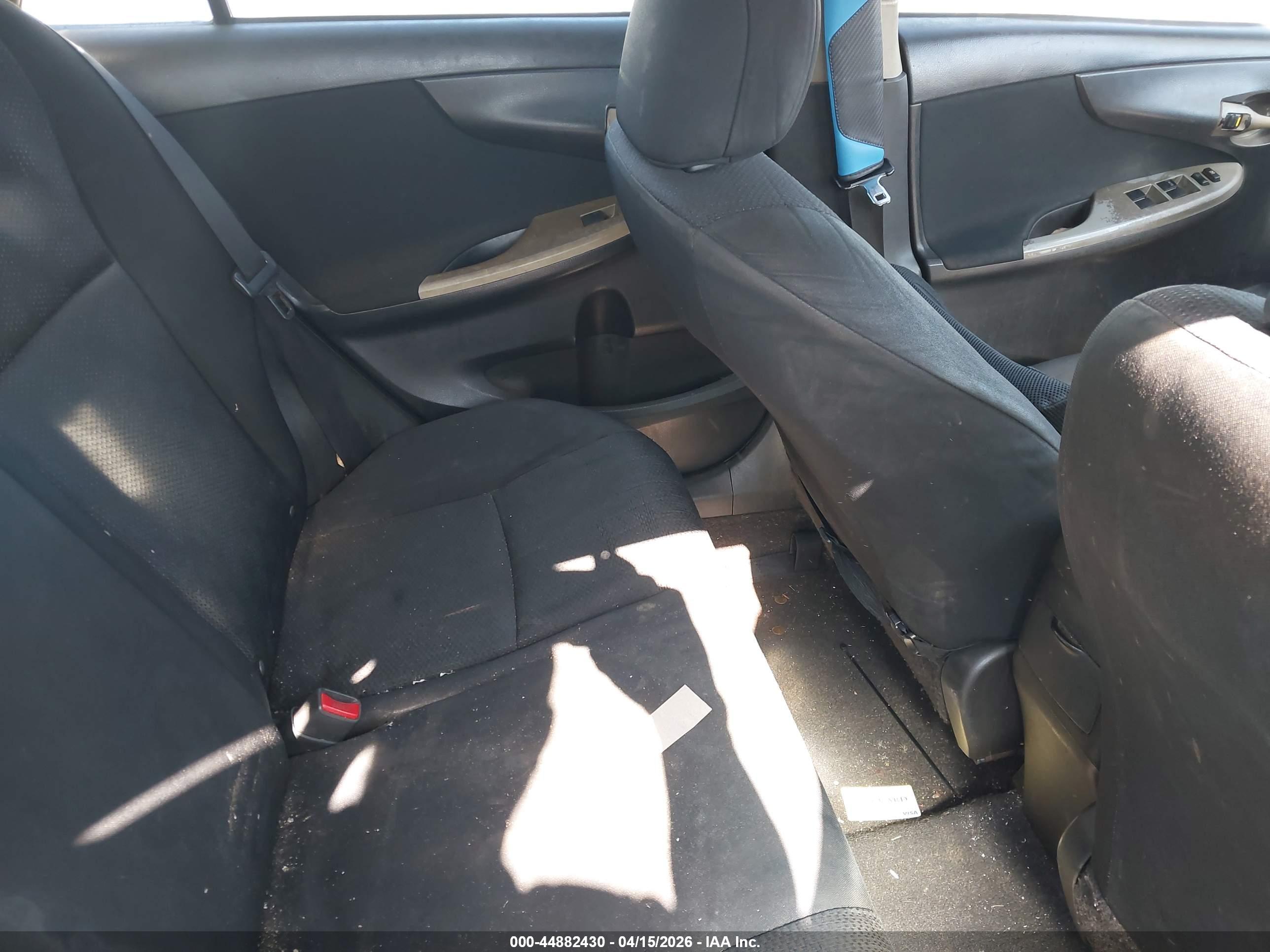 TOYOTA COROLLA image 8