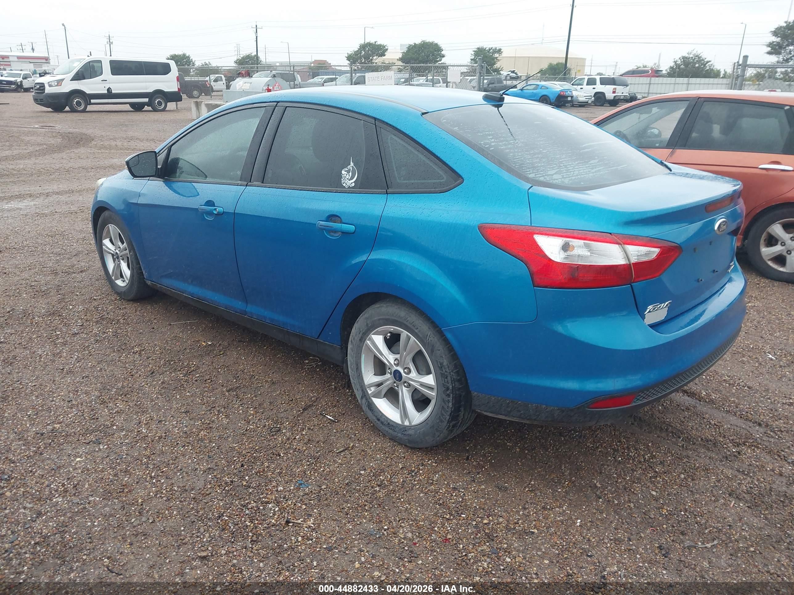 FORD FOCUS image 3