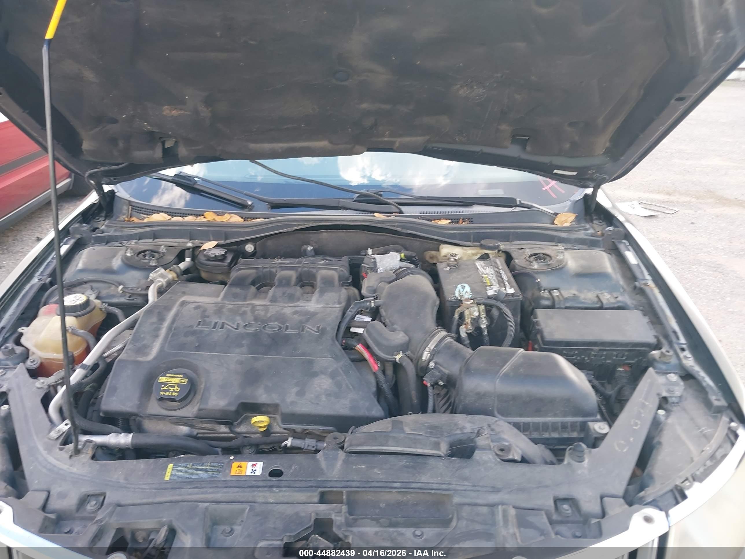 LINCOLN MKZ image 10