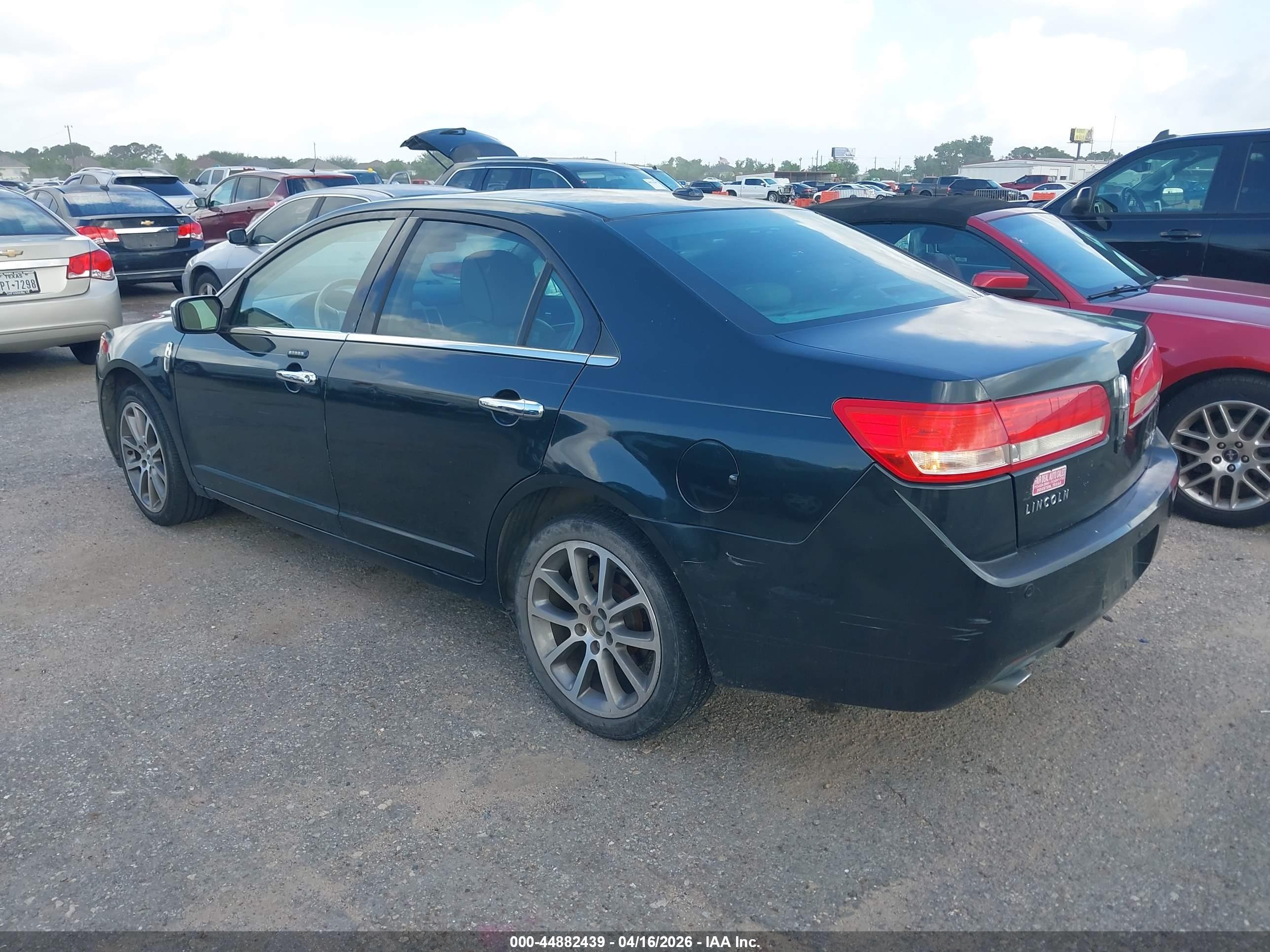 LINCOLN MKZ image 3