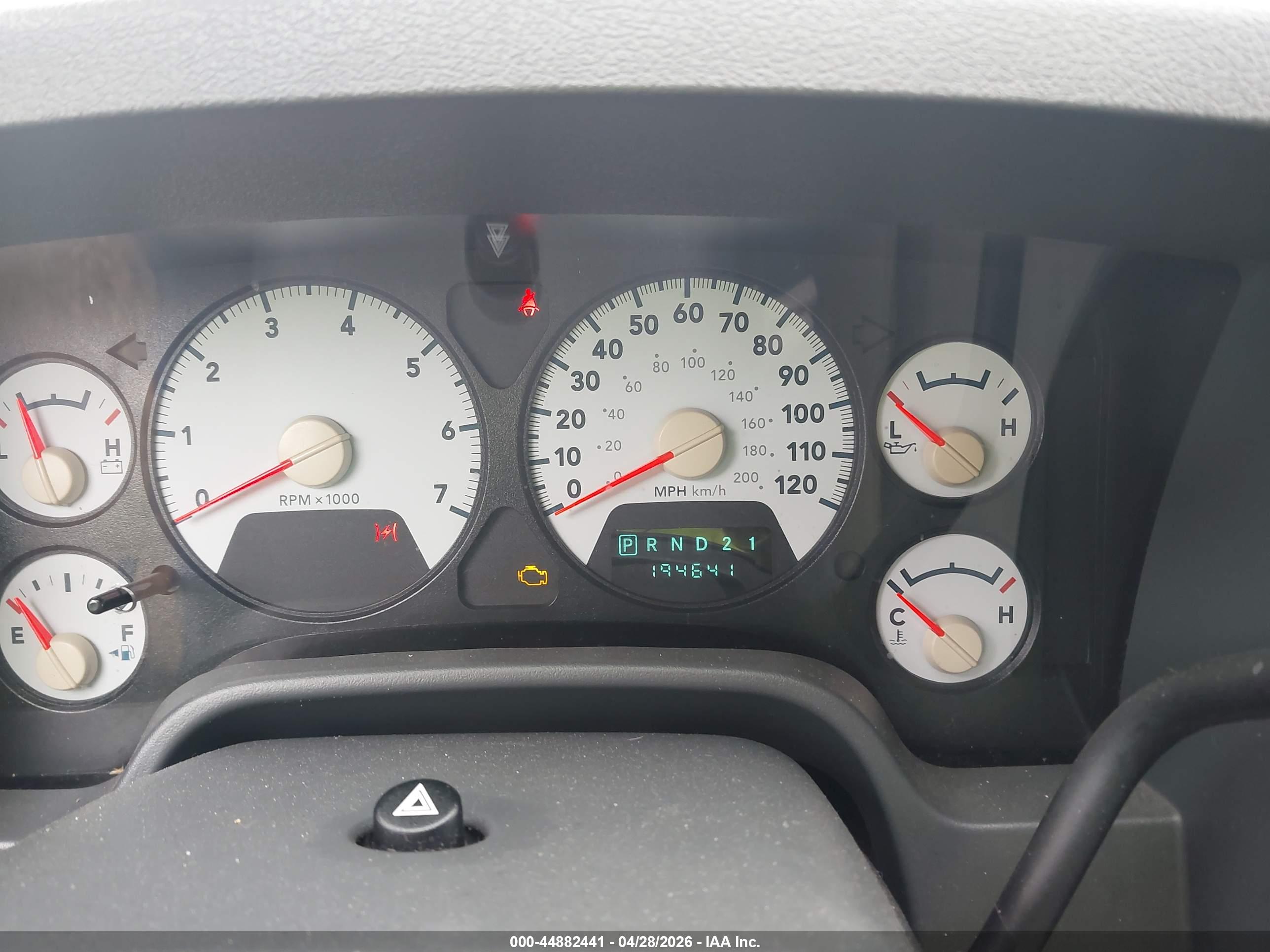 DODGE RAM image 7