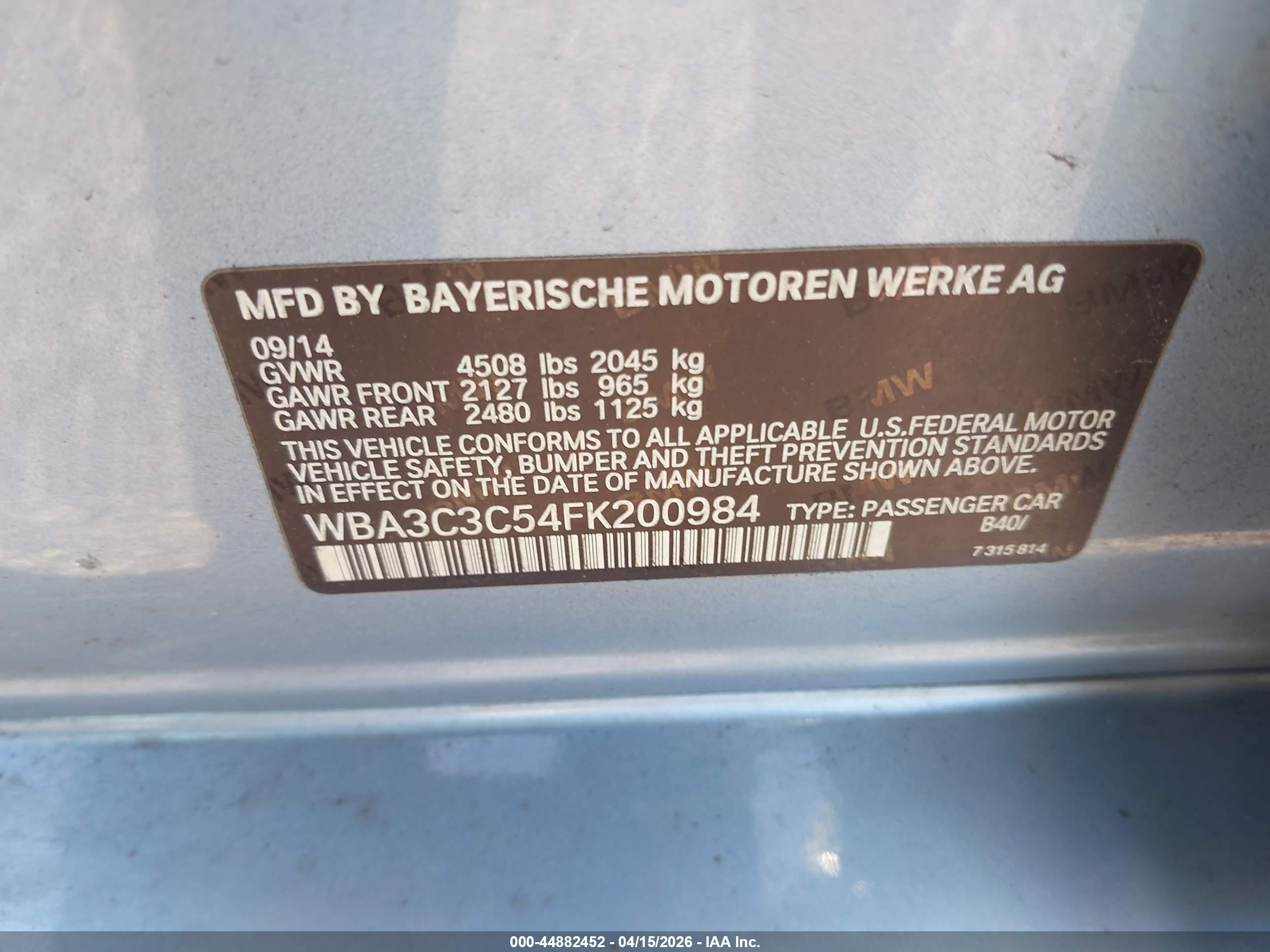 BMW 320I image 9